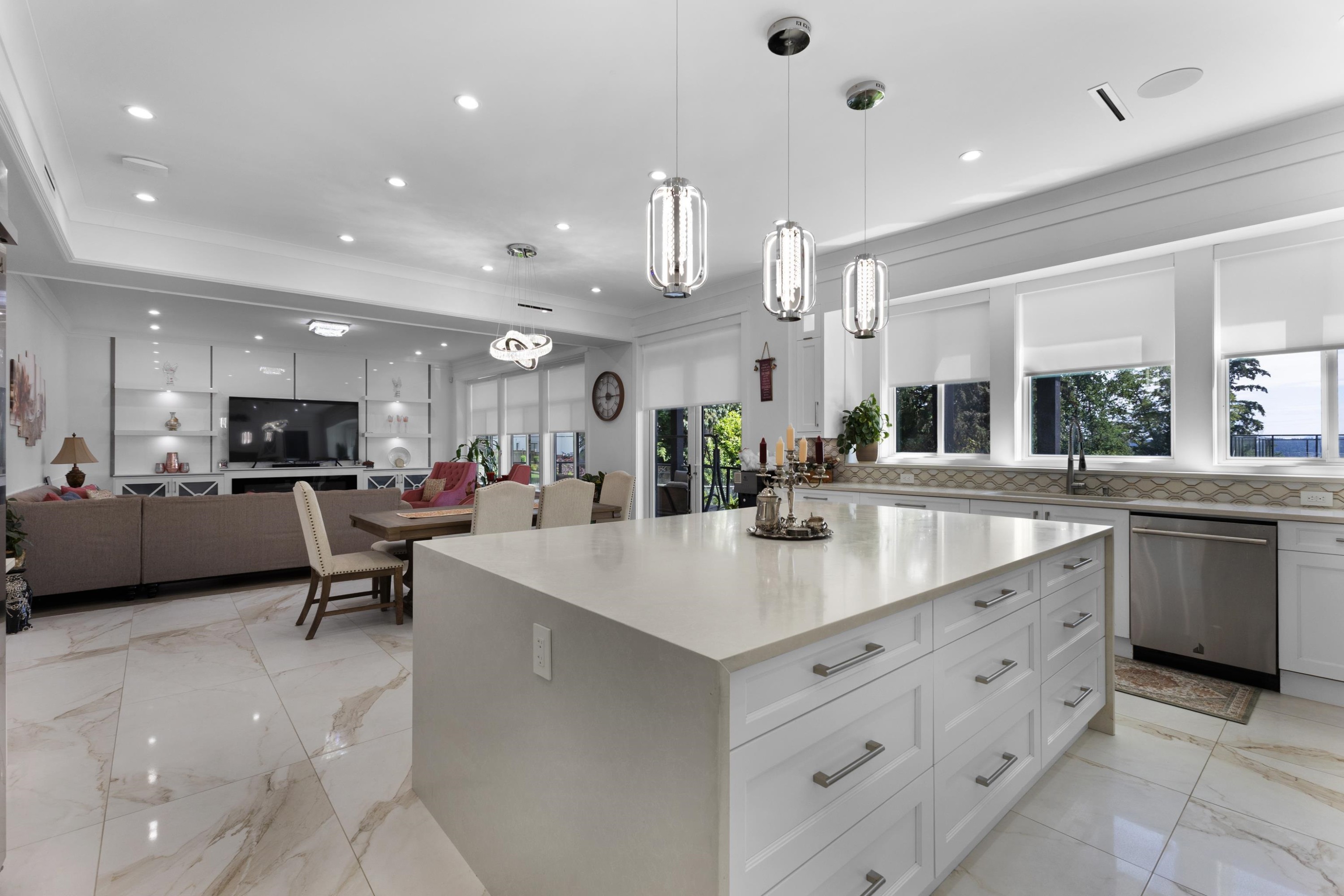 









13170


57

Avenue,
Surrey,




BC
V3X 0K2

