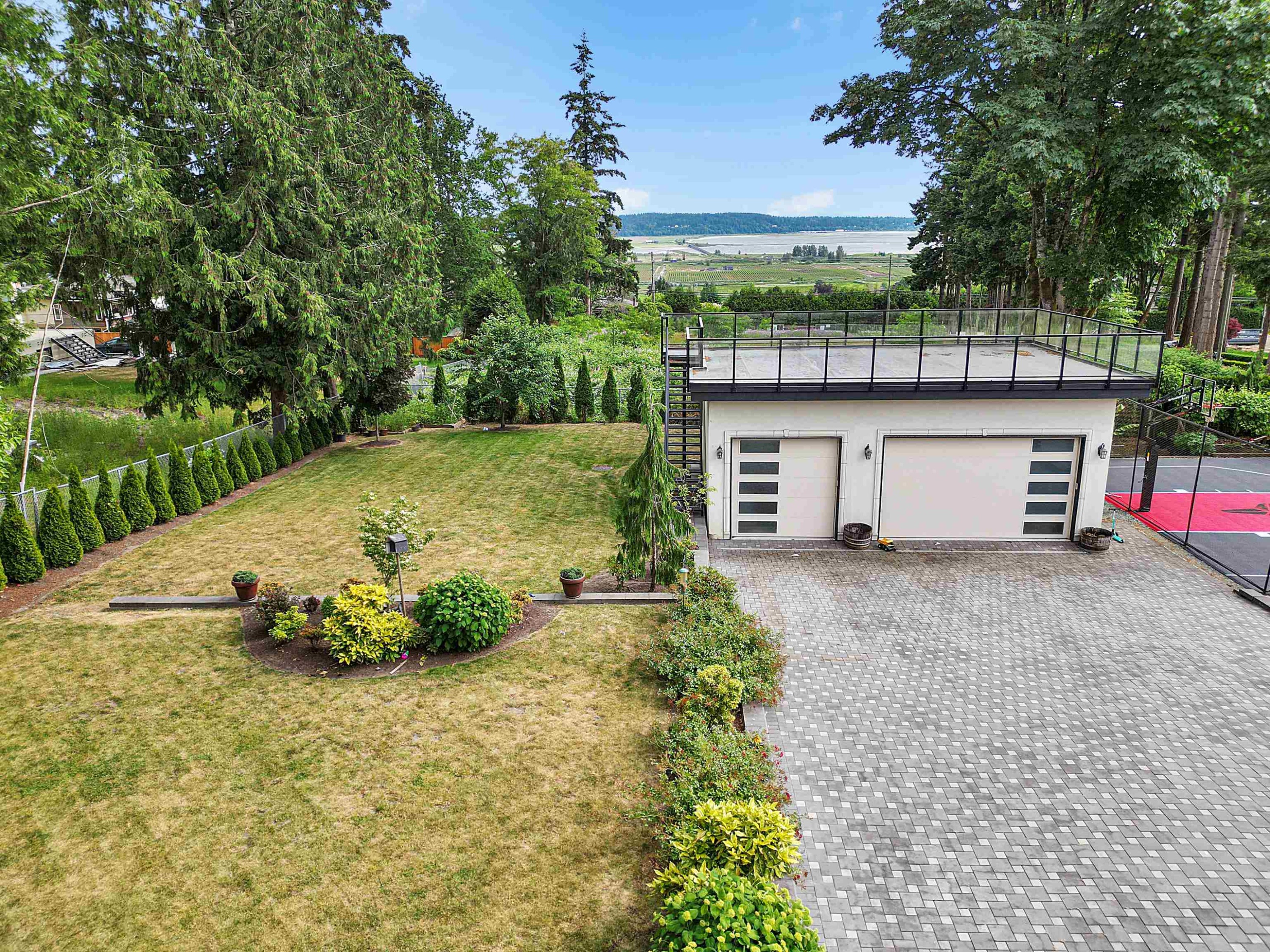 









13170


57

Avenue,
Surrey,




BC
V3X 0K2

