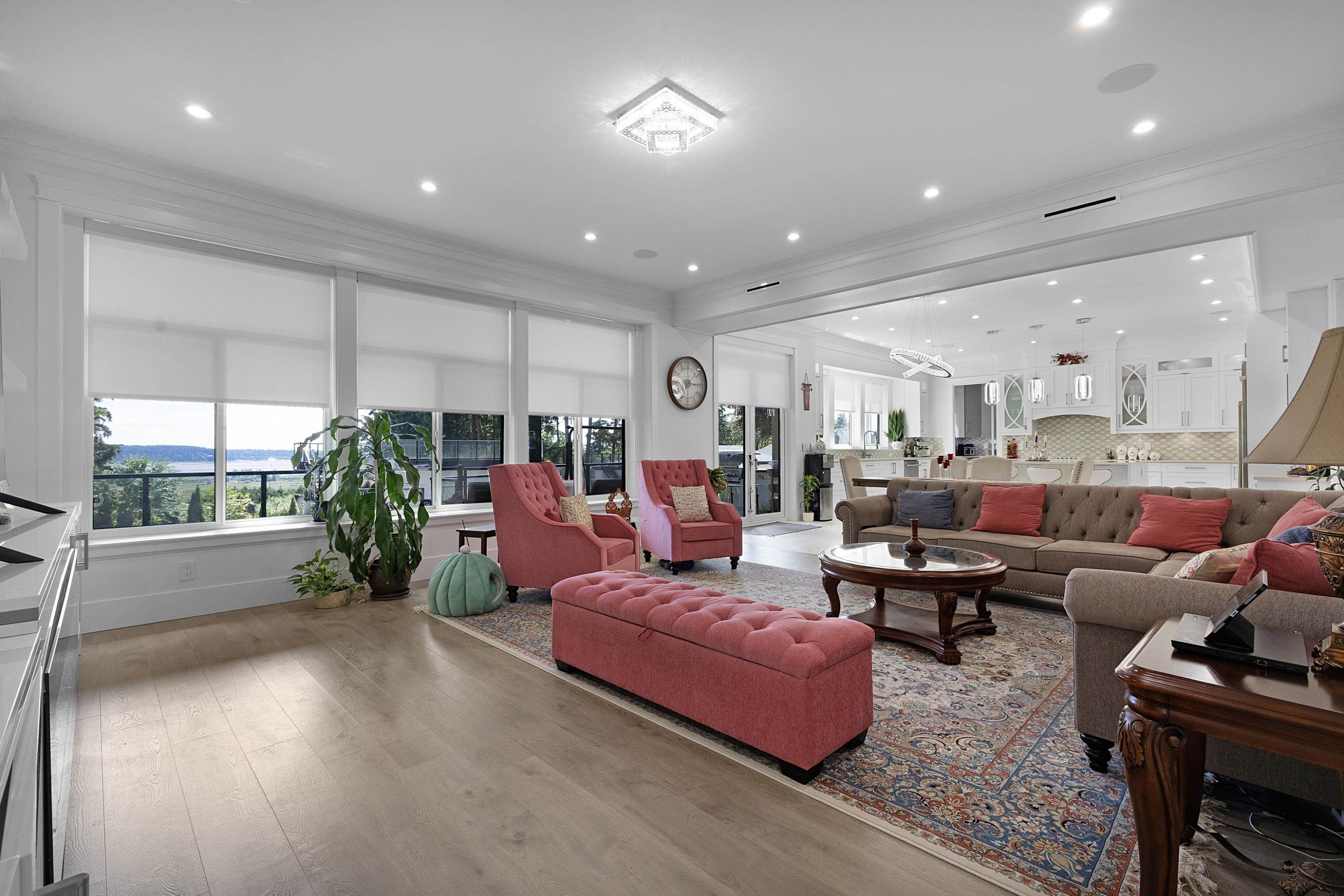 









13170


57

Avenue,
Surrey,




BC
V3X 0K2

