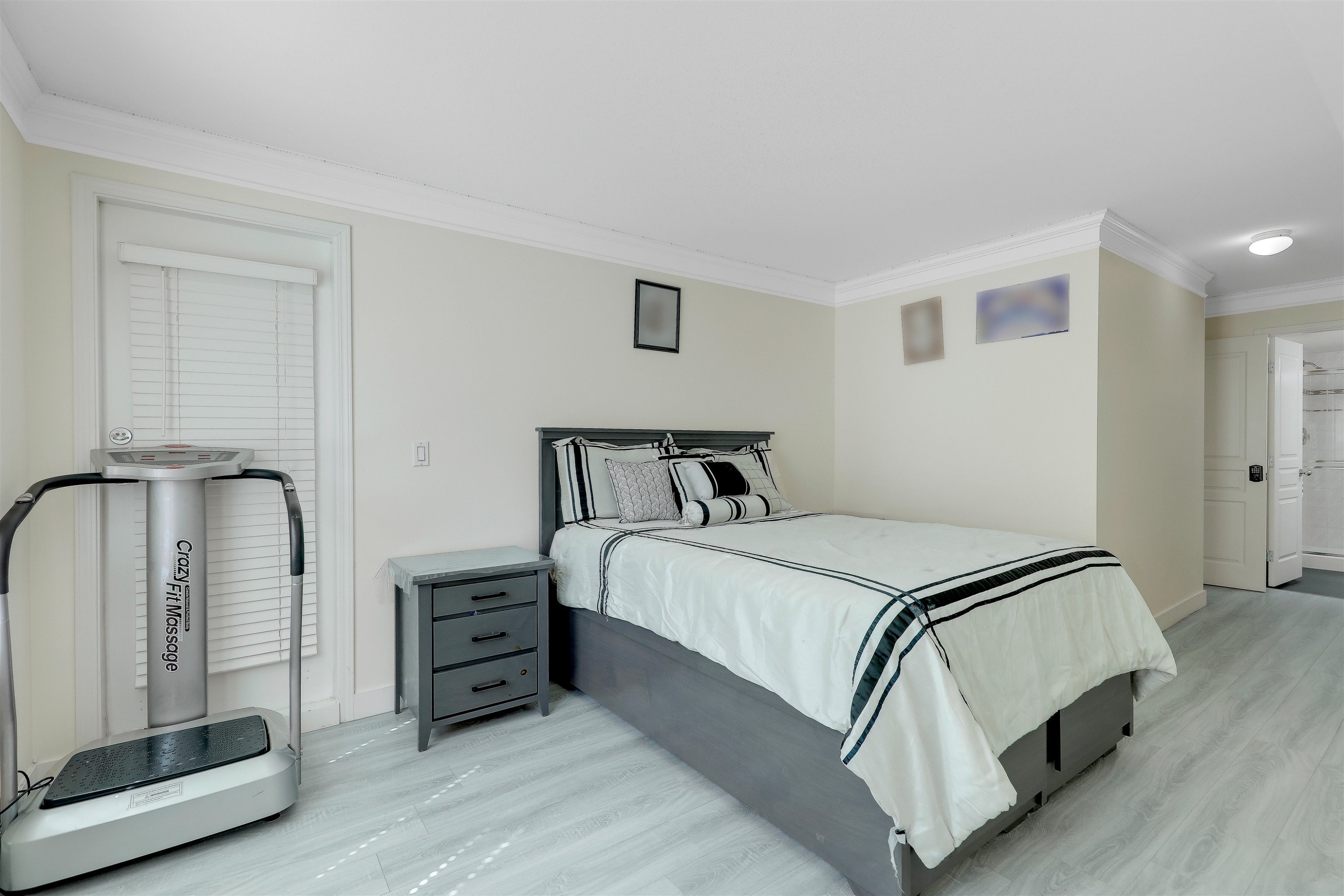 









6385


121

Street, 207,
Surrey,




BC
V3X 3K6

