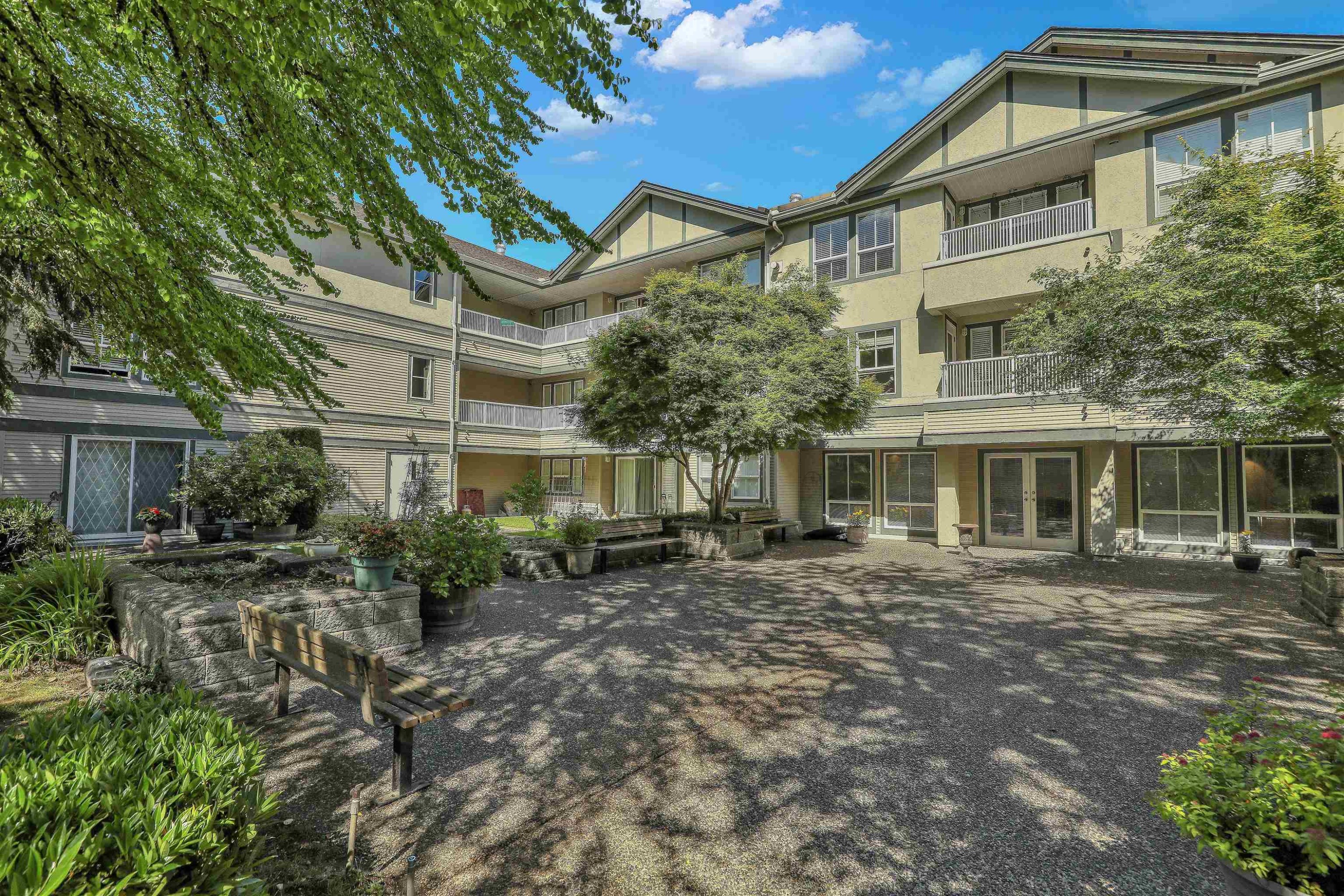 









6385


121

Street, 207,
Surrey,




BC
V3X 3K6

