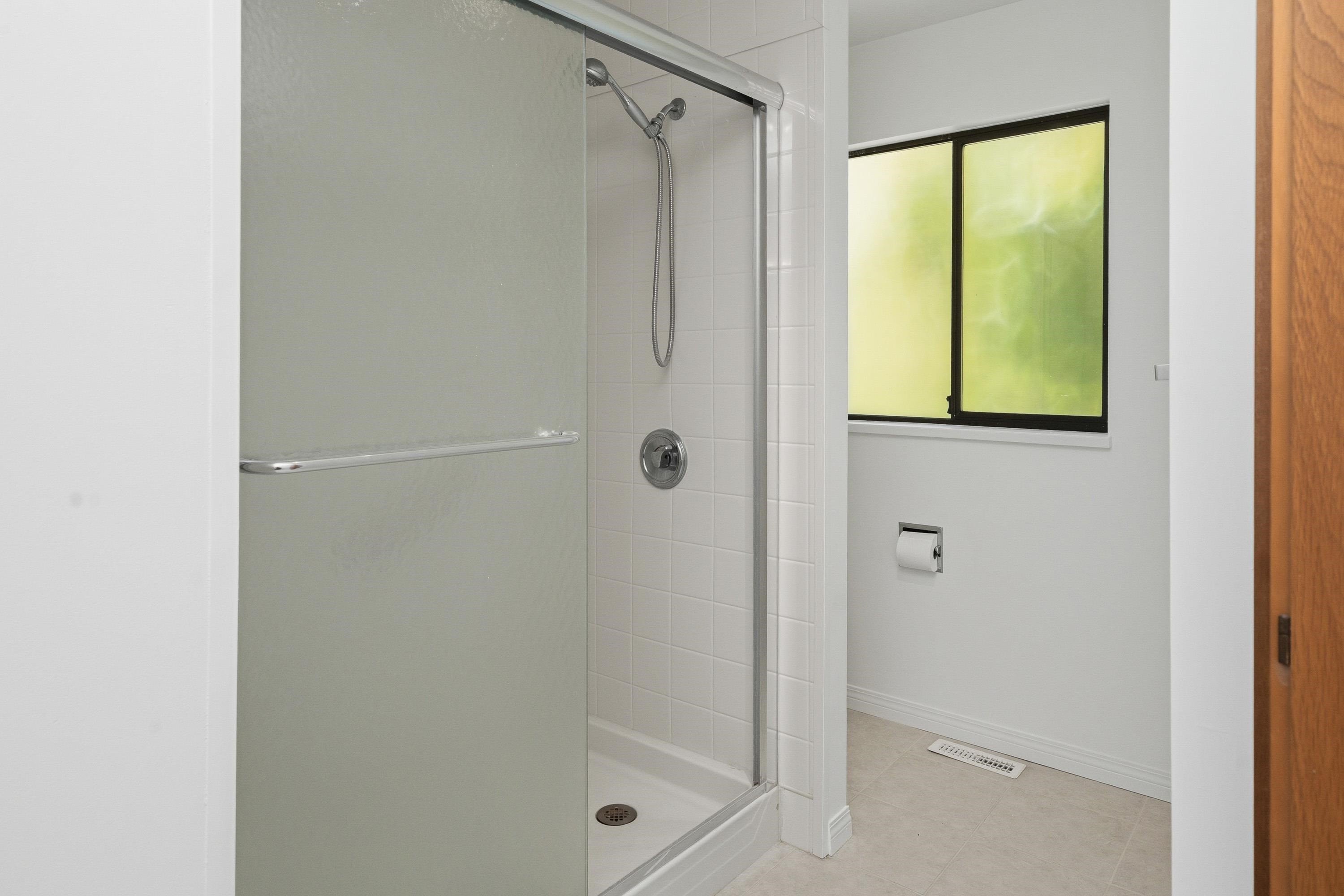 









14815


Hardie

Avenue,
White Rock,




BC
V4B 2H6

