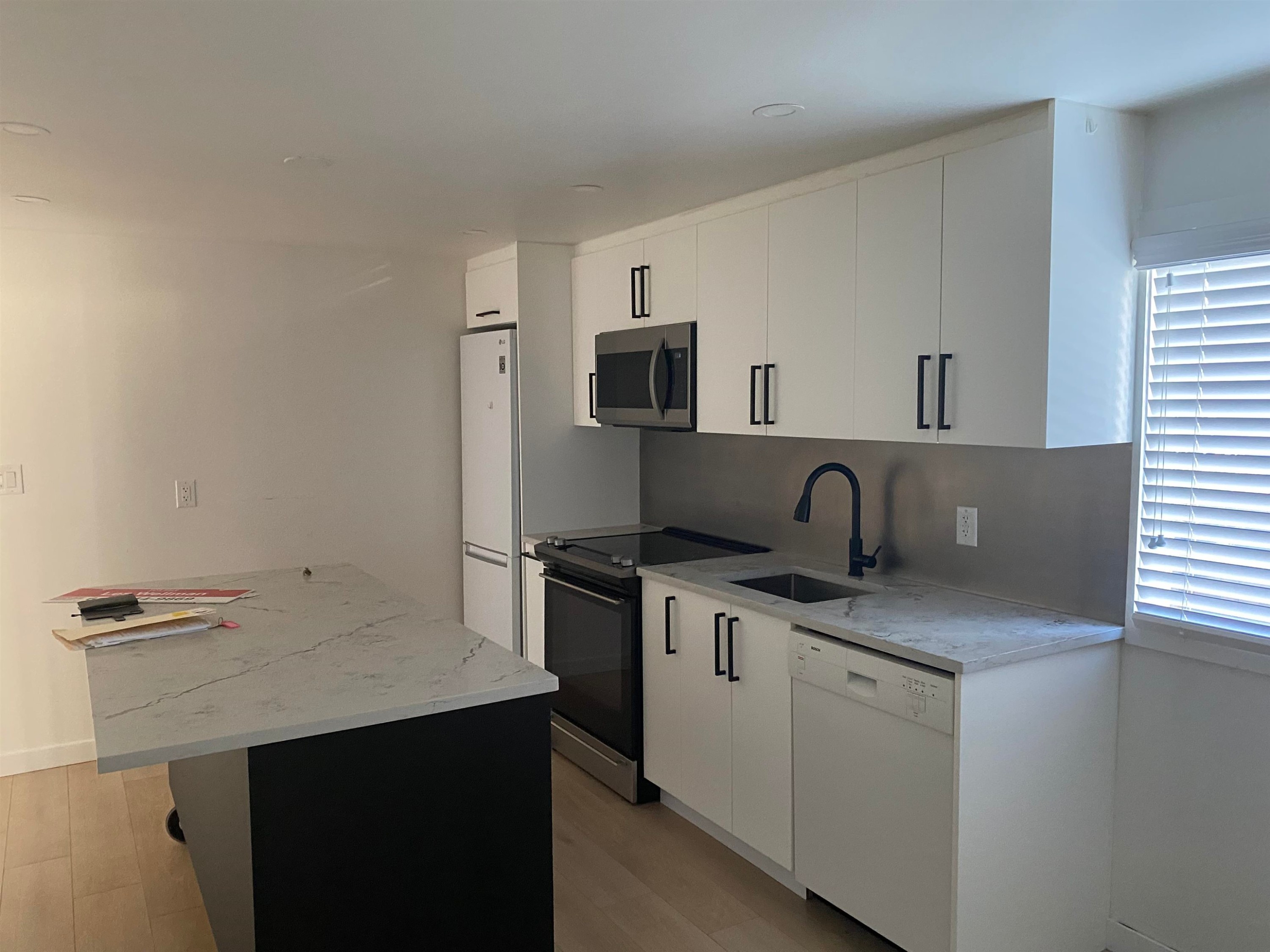 









1840


160

Street, 235,
Surrey,




BC
V4A 4X4

