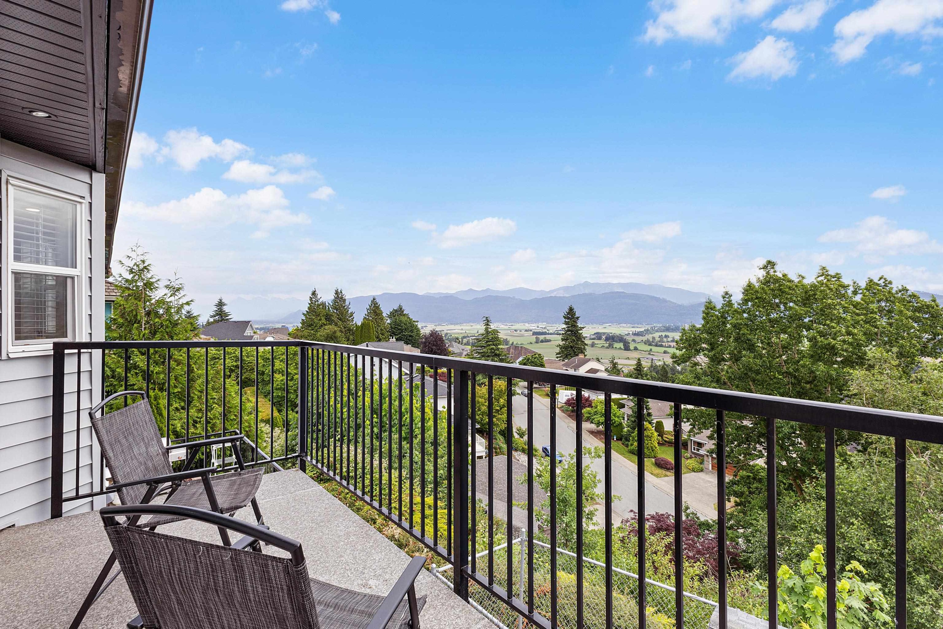 









35834


Eaglecrest

Drive,
Abbotsford,




BC
V3G 1E8

