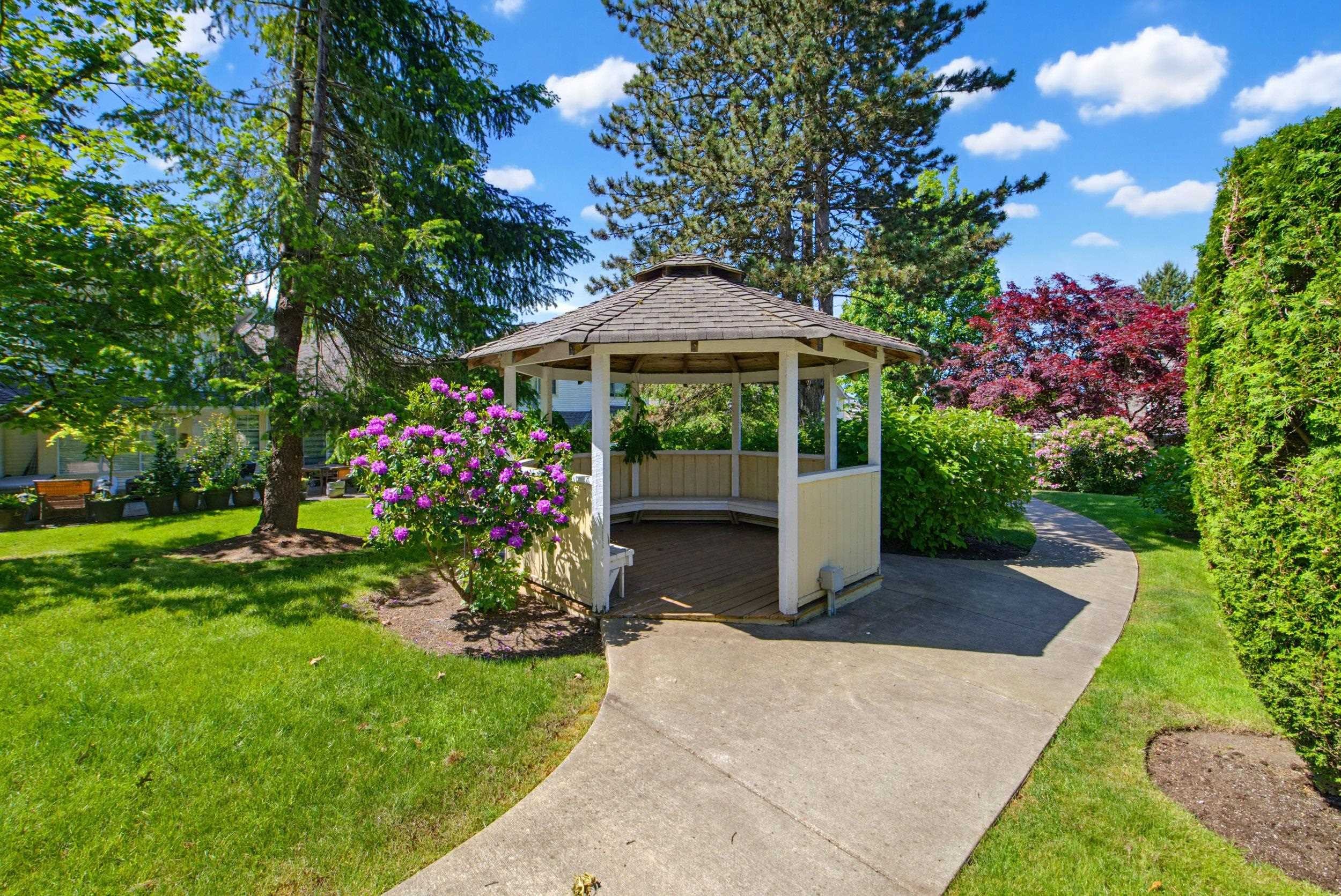 









8737


212

Street, 57,
Langley,




BC
V1M 2C8

