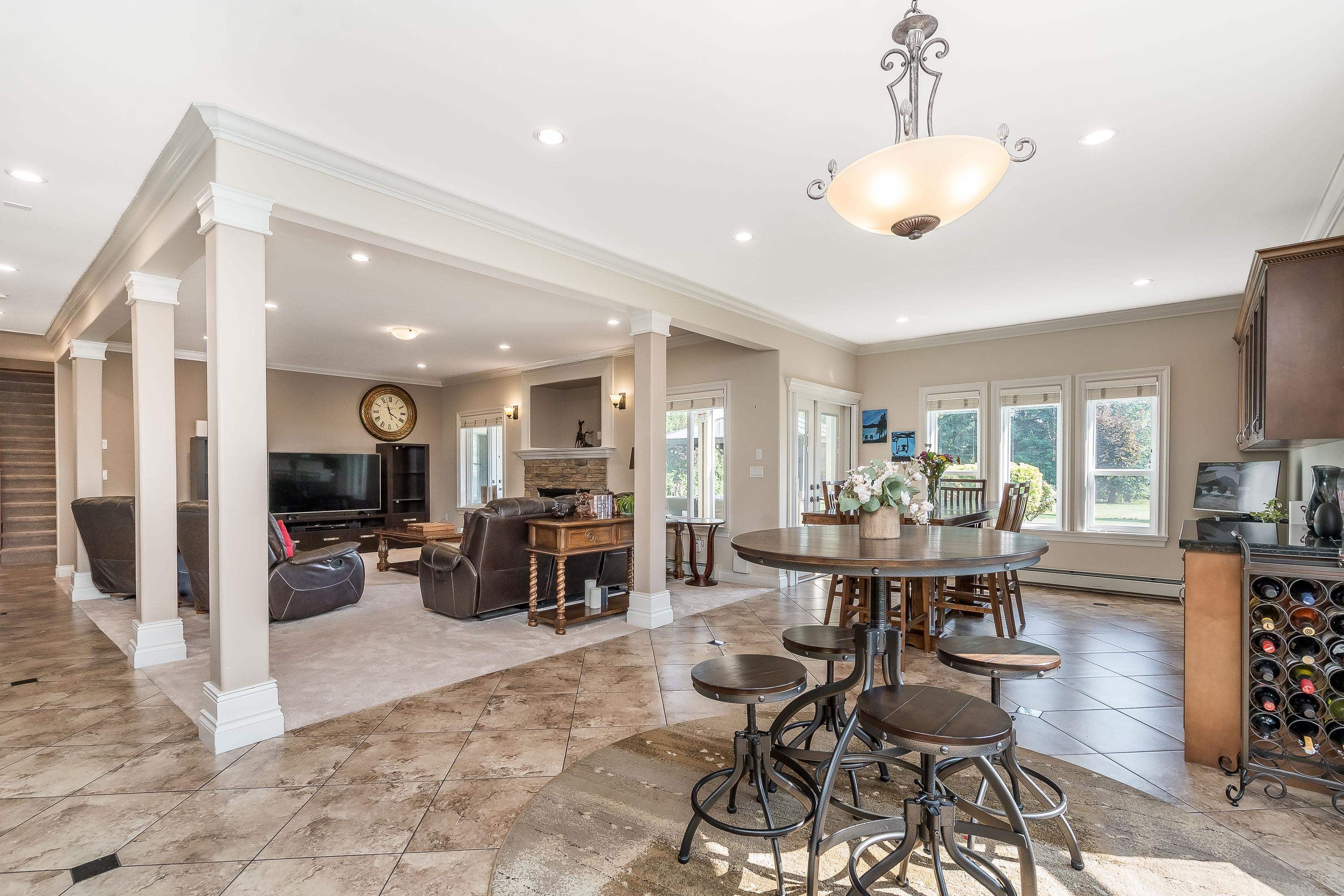 









31706


Kenney

Avenue,
Mission,




BC
V4S 1E5

