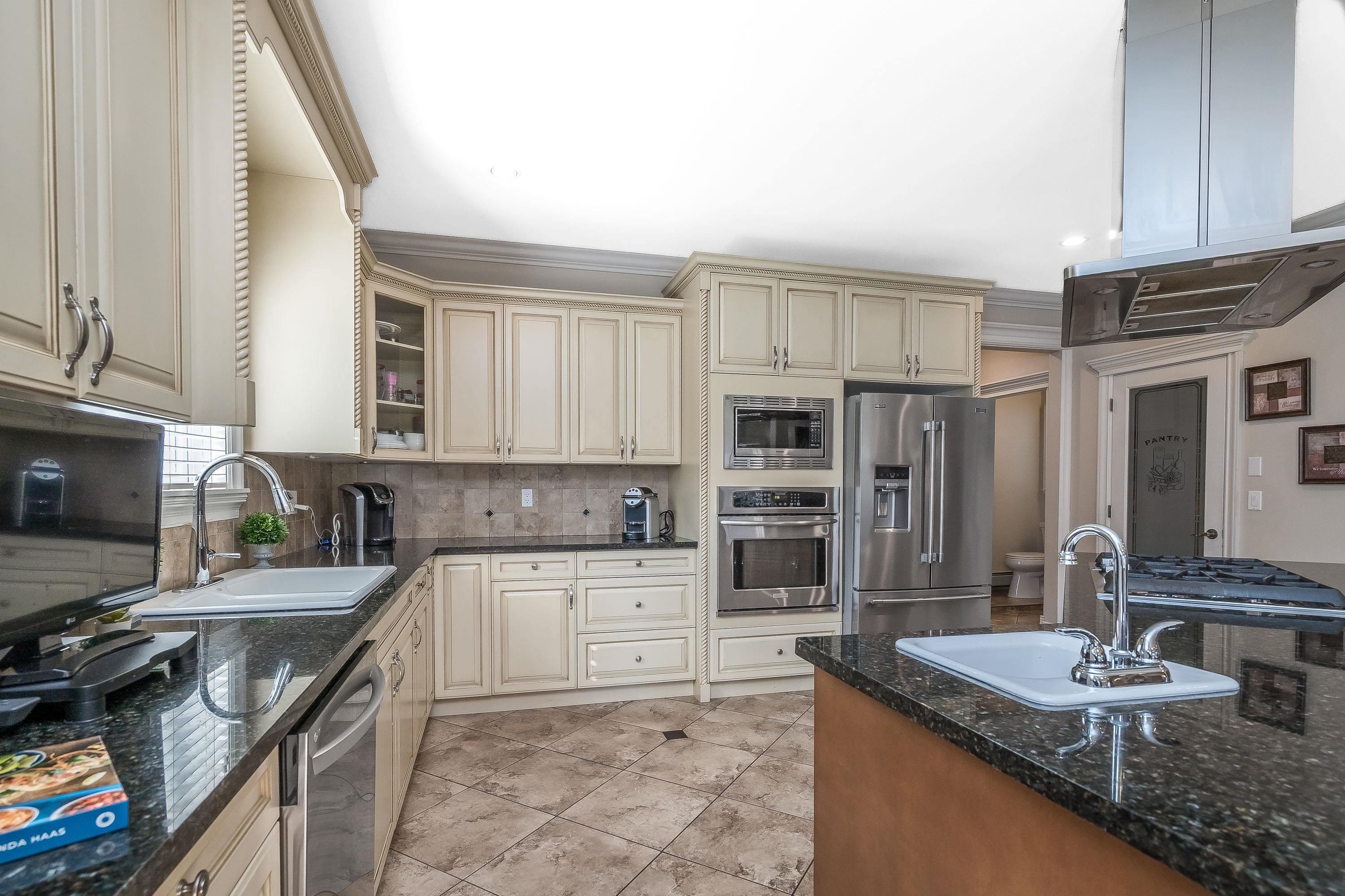 









31706


Kenney

Avenue,
Mission,




BC
V4S 1E5

