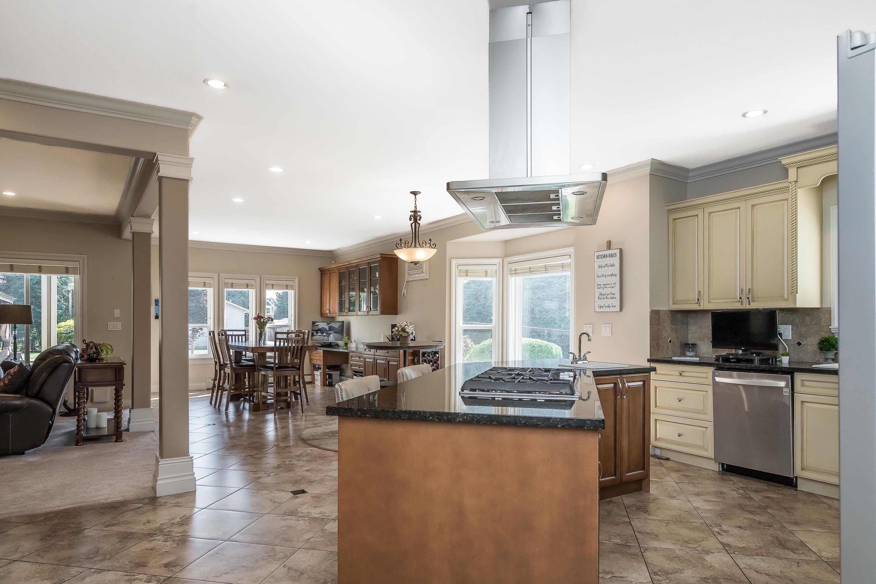 









31706


Kenney

Avenue,
Mission,




BC
V4S 1E5

