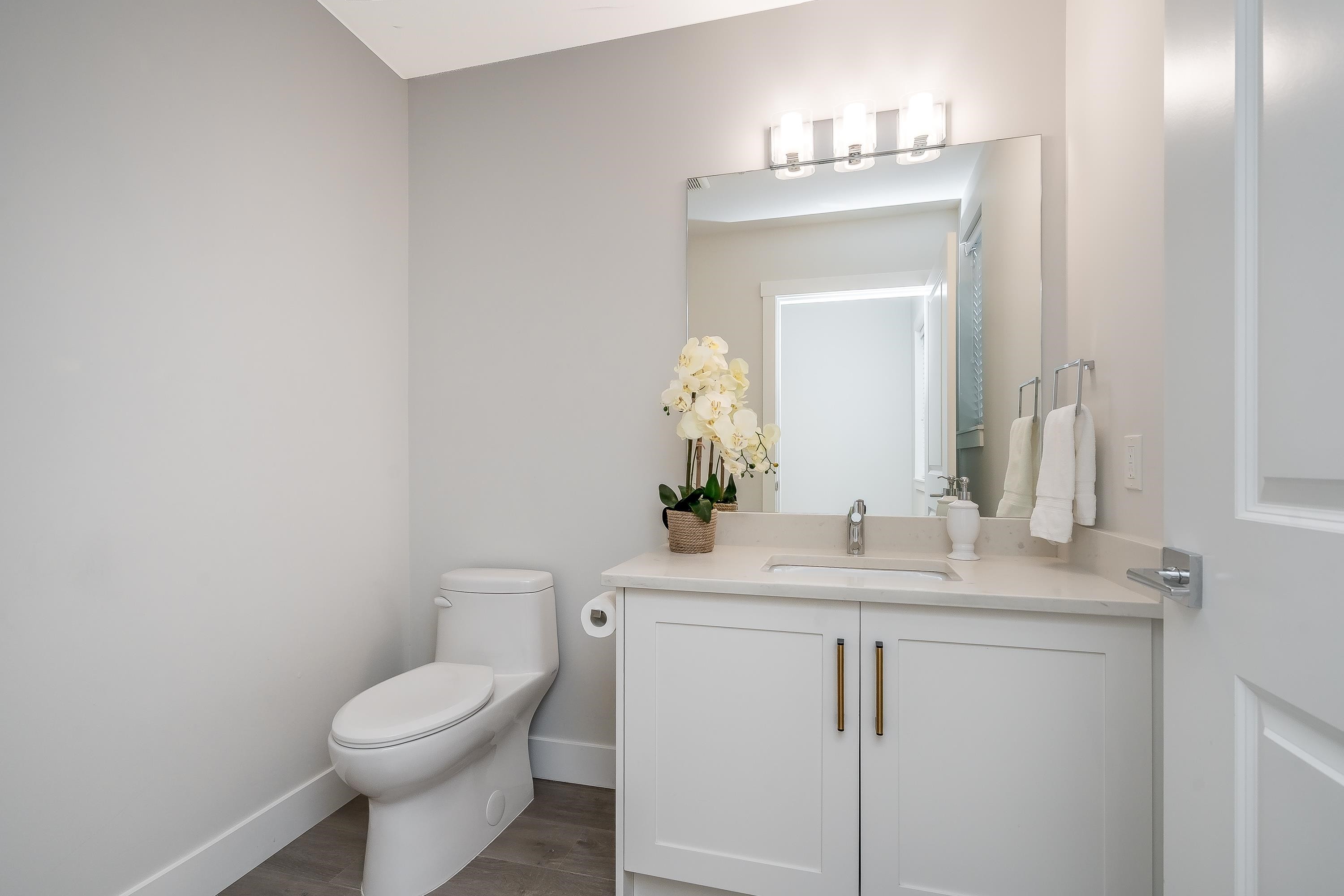 









22128


48a

Avenue, 14,
Langley,




BC
V3W 3P4

