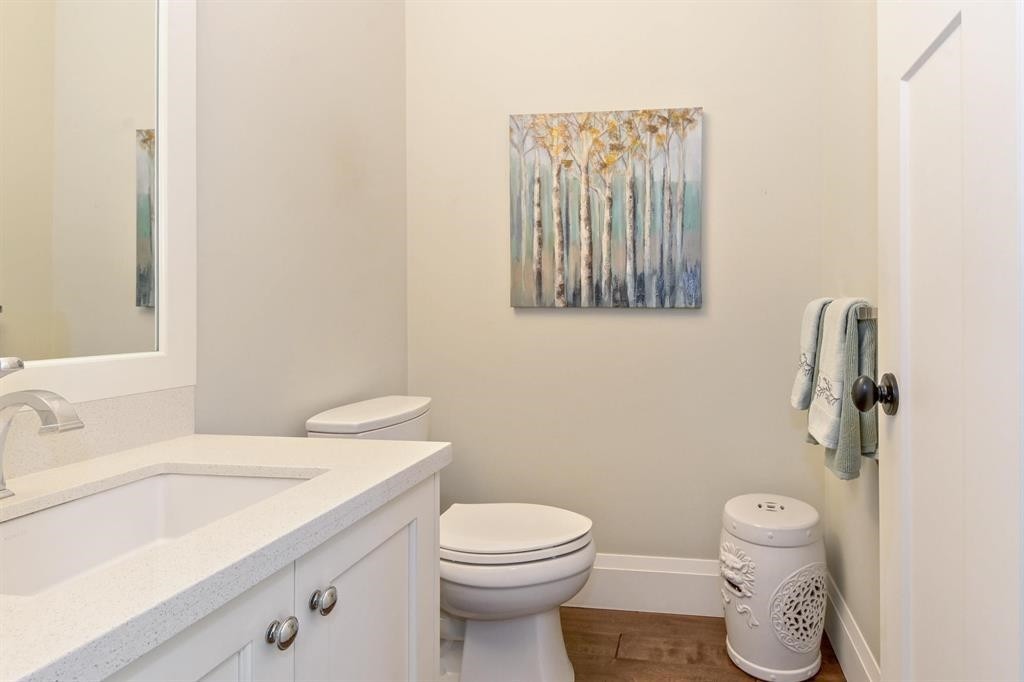 









4745


204a

Street,
Langley,




BC
V3A 0E7

