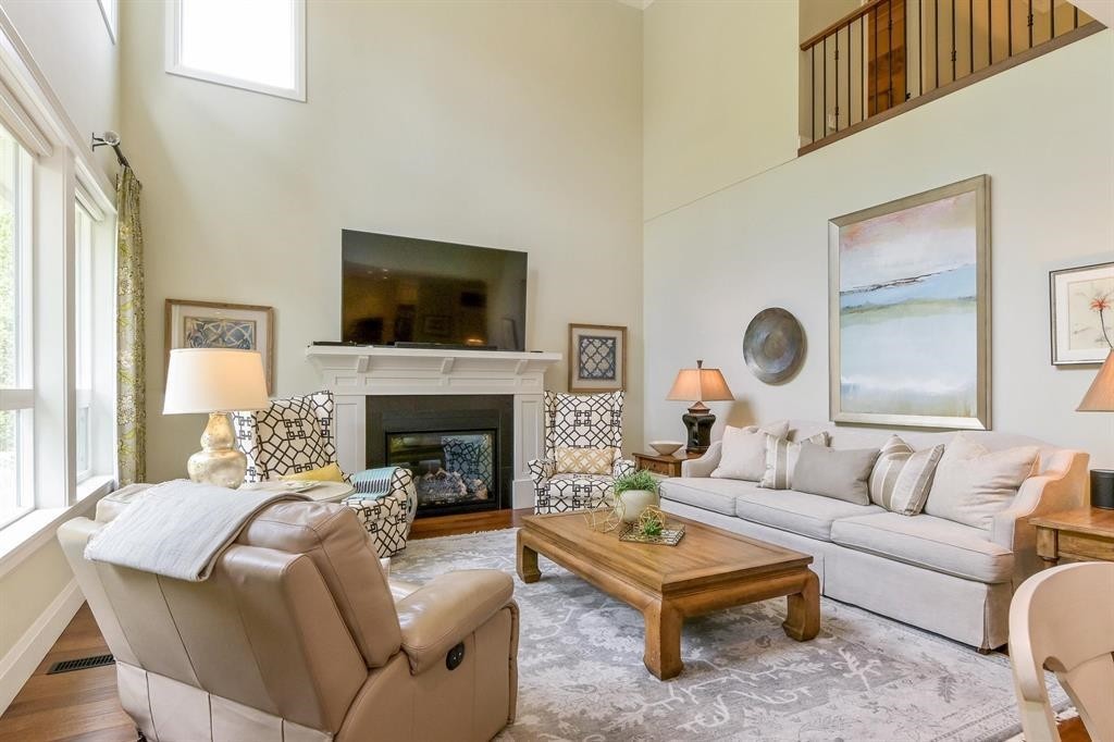 









4745


204a

Street,
Langley,




BC
V3A 0E7

