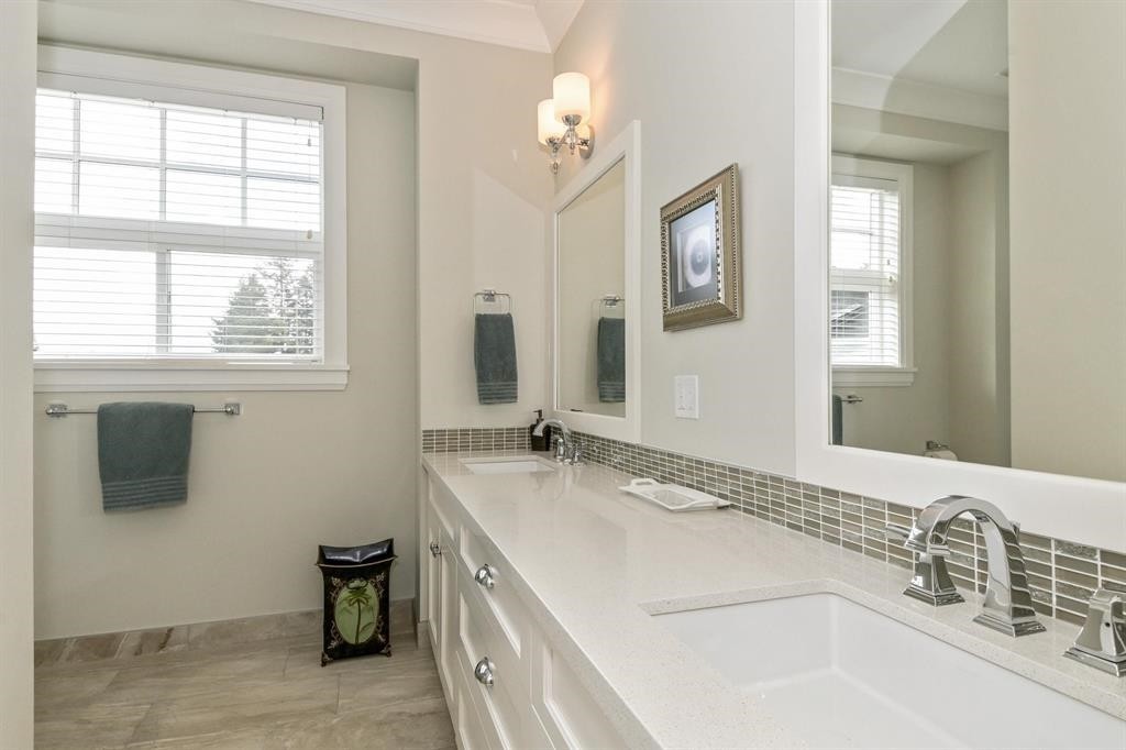 









4745


204a

Street,
Langley,




BC
V3A 0E7

