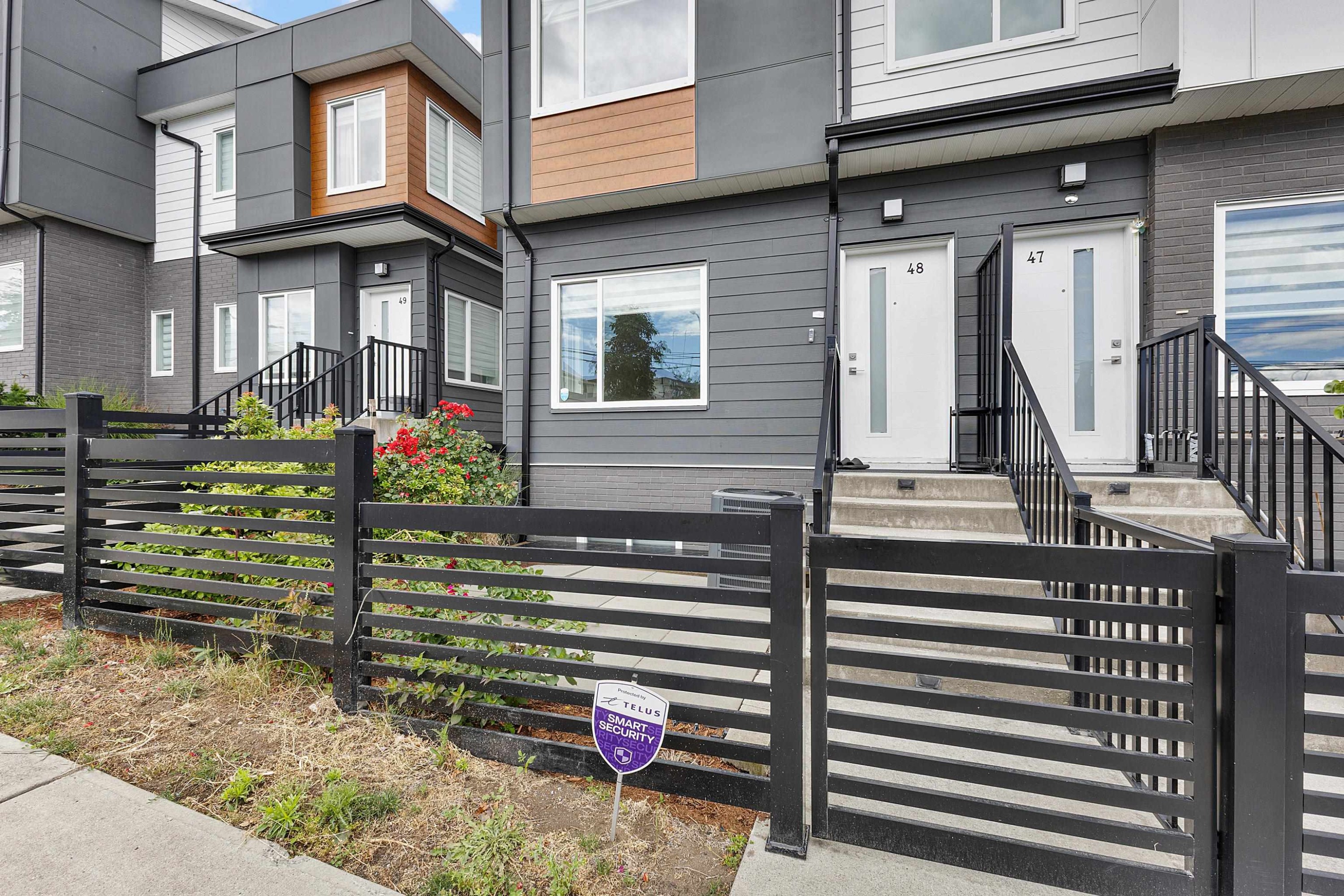 









9652


162a

Street, 48,
Surrey,




BC
V4N 2E4

