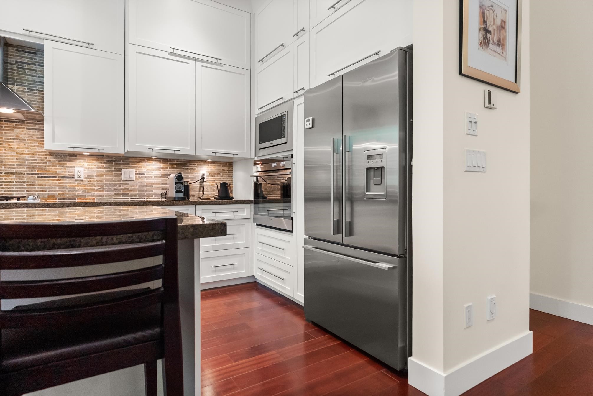 









3122


160

Street, 18,
Surrey,




BC
V3Z 8K5


