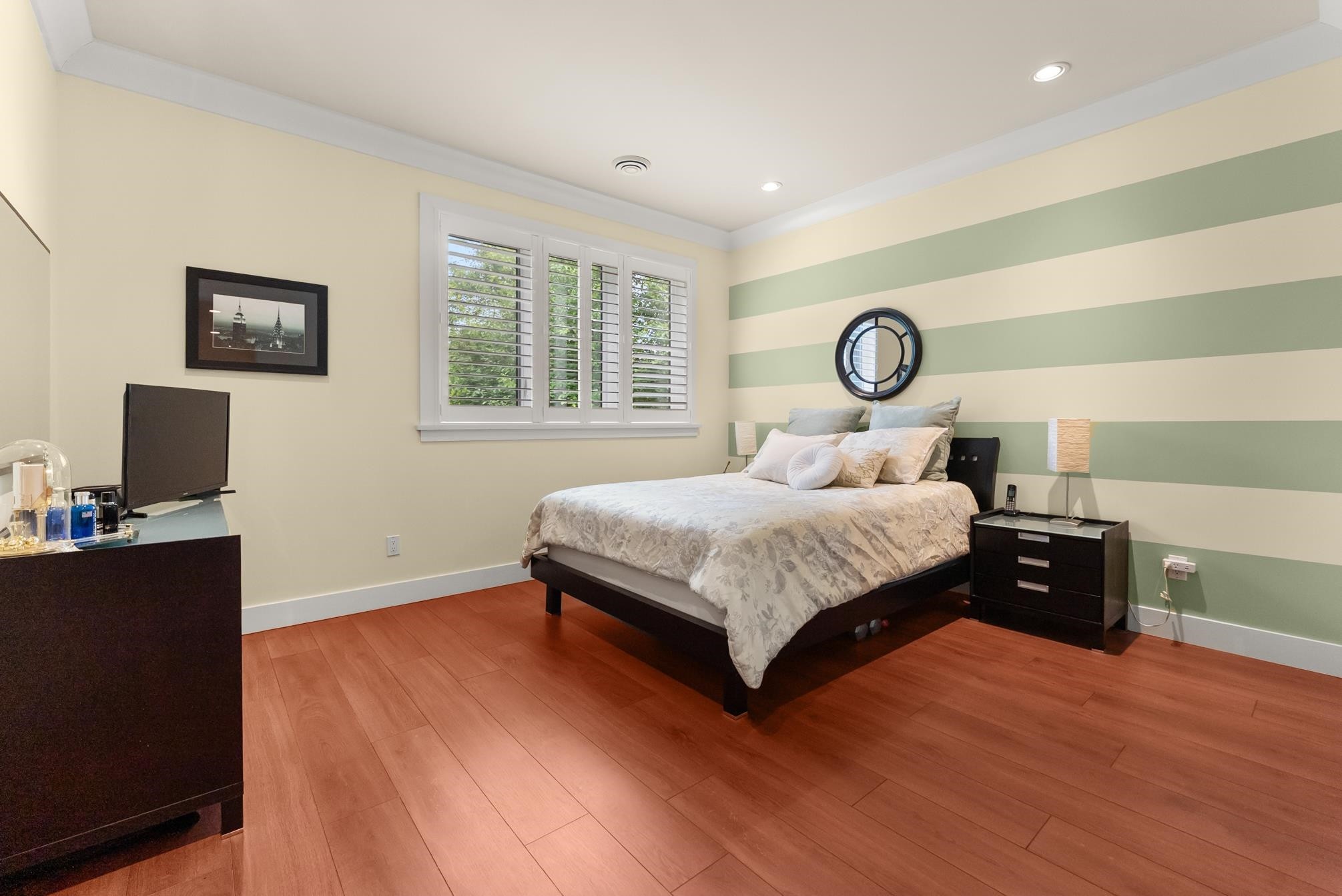 









3122


160

Street, 18,
Surrey,




BC
V3Z 8K5

