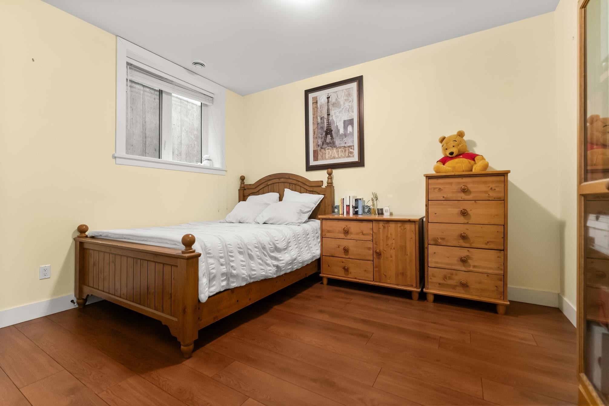 









3122


160

Street, 18,
Surrey,




BC
V3Z 8K5

