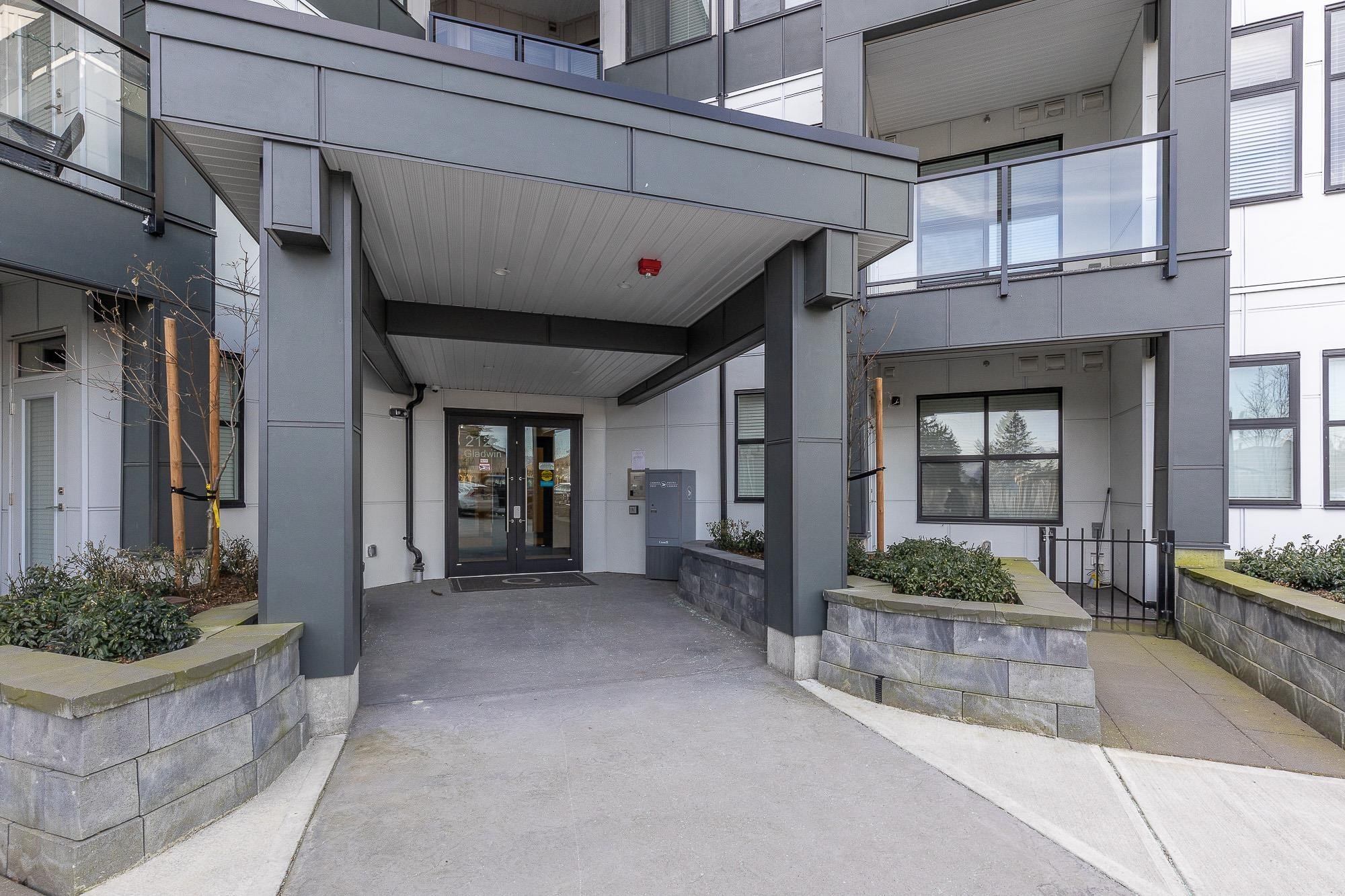 









2120


Gladwin

Road, 210,
Abbotsford,




BC
V2S 0L7

