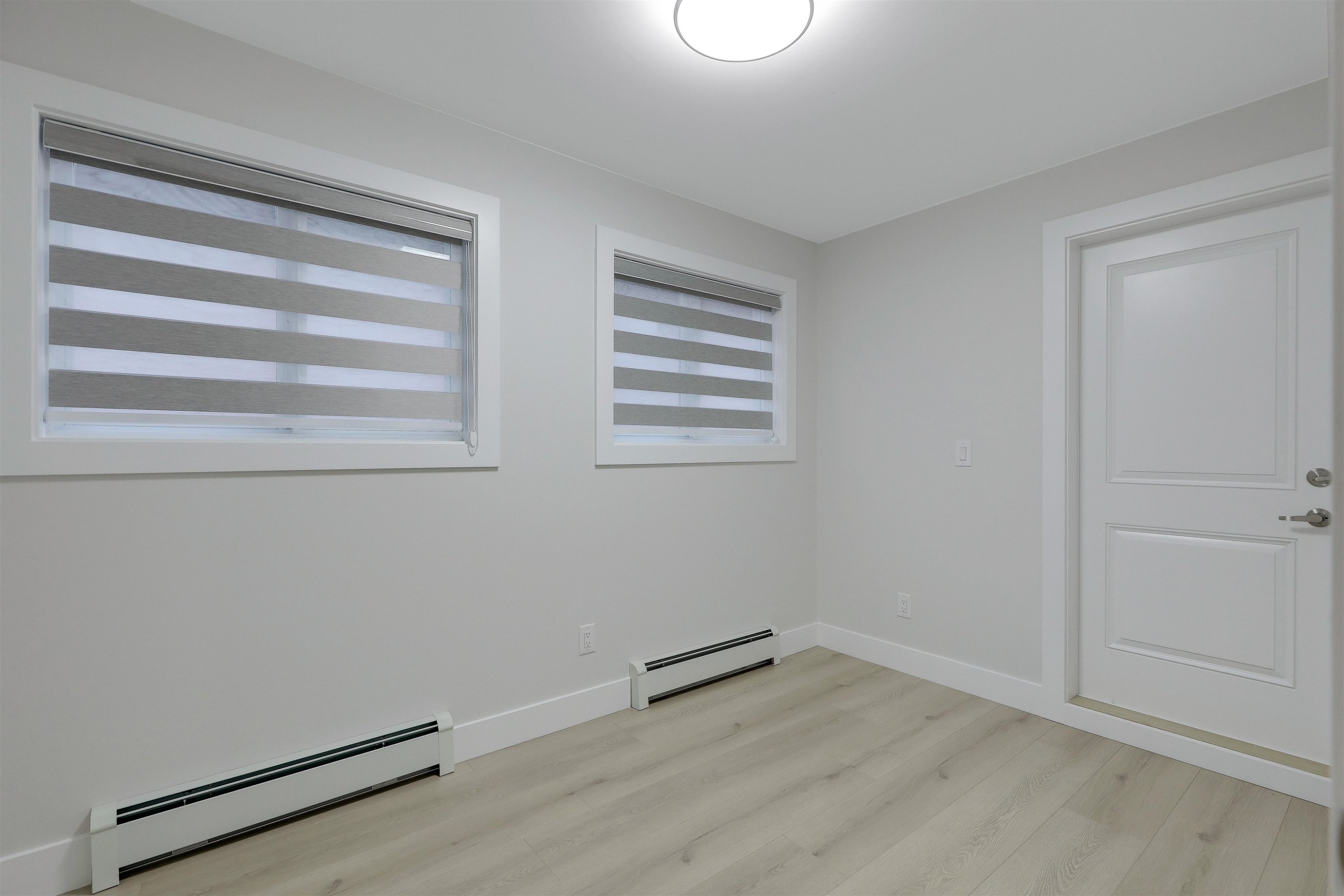 









12509


77b

Avenue,
Surrey,




BC
V3W 8L9

