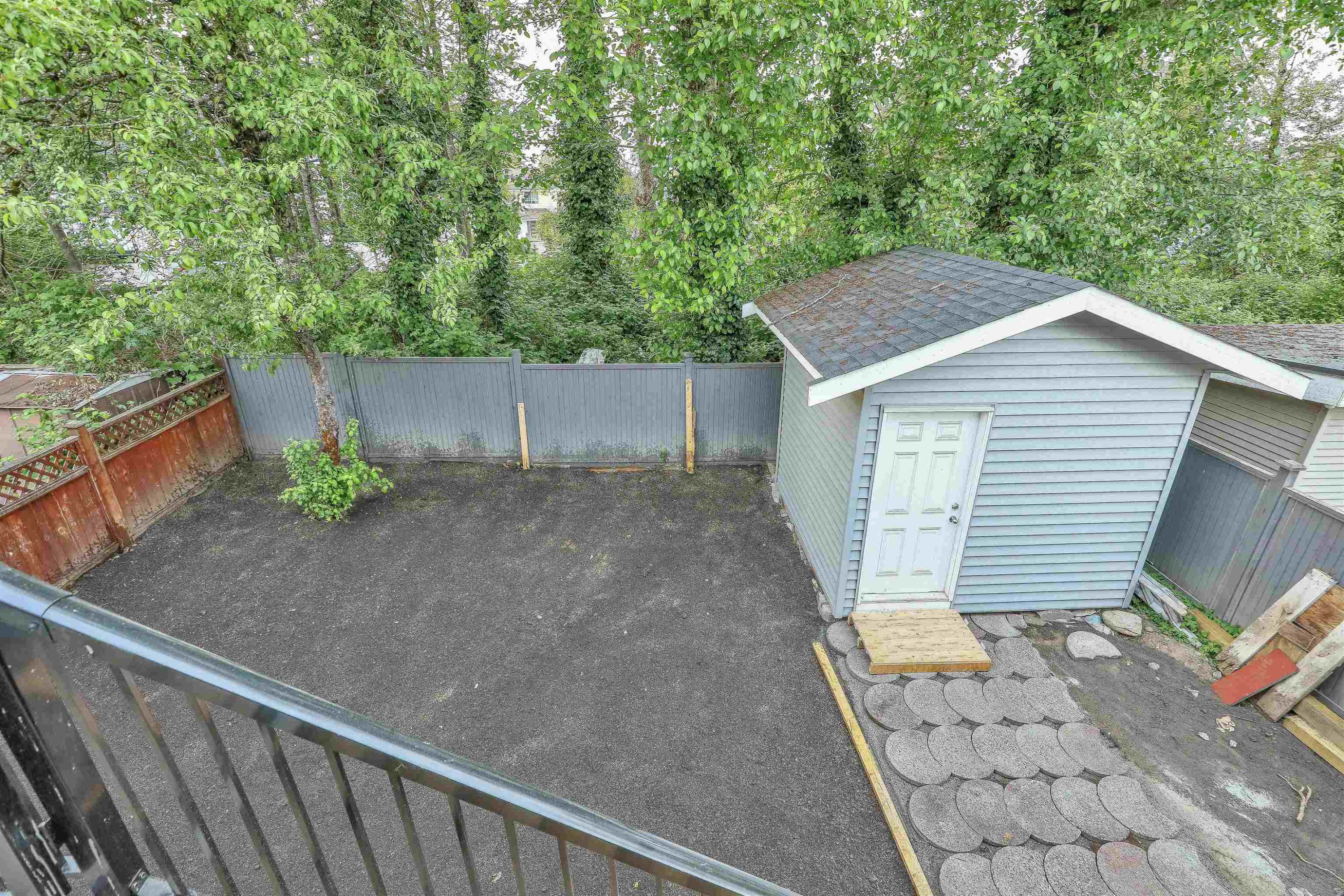 









12509


77b

Avenue,
Surrey,




BC
V3W 8L9

