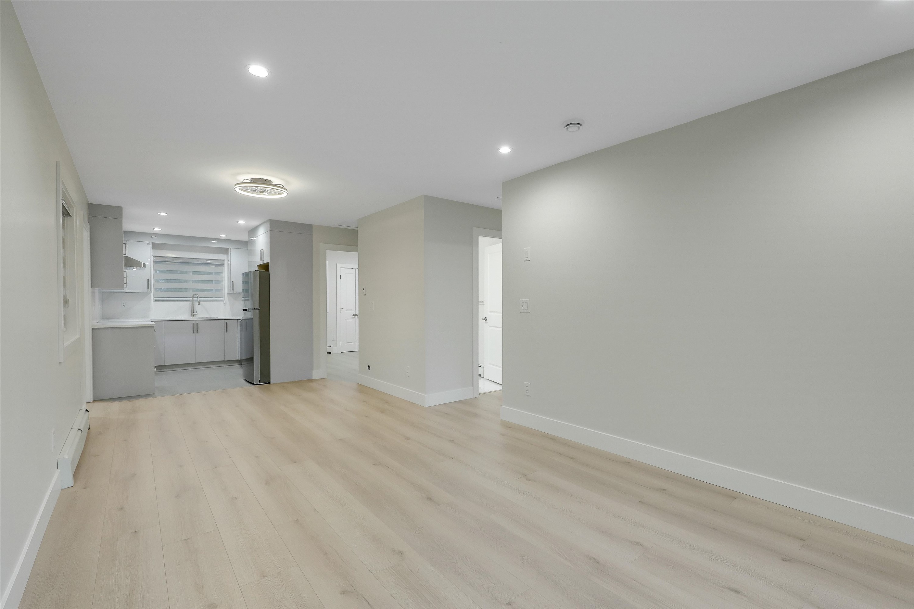 









12509


77b

Avenue,
Surrey,




BC
V3W 8L9

