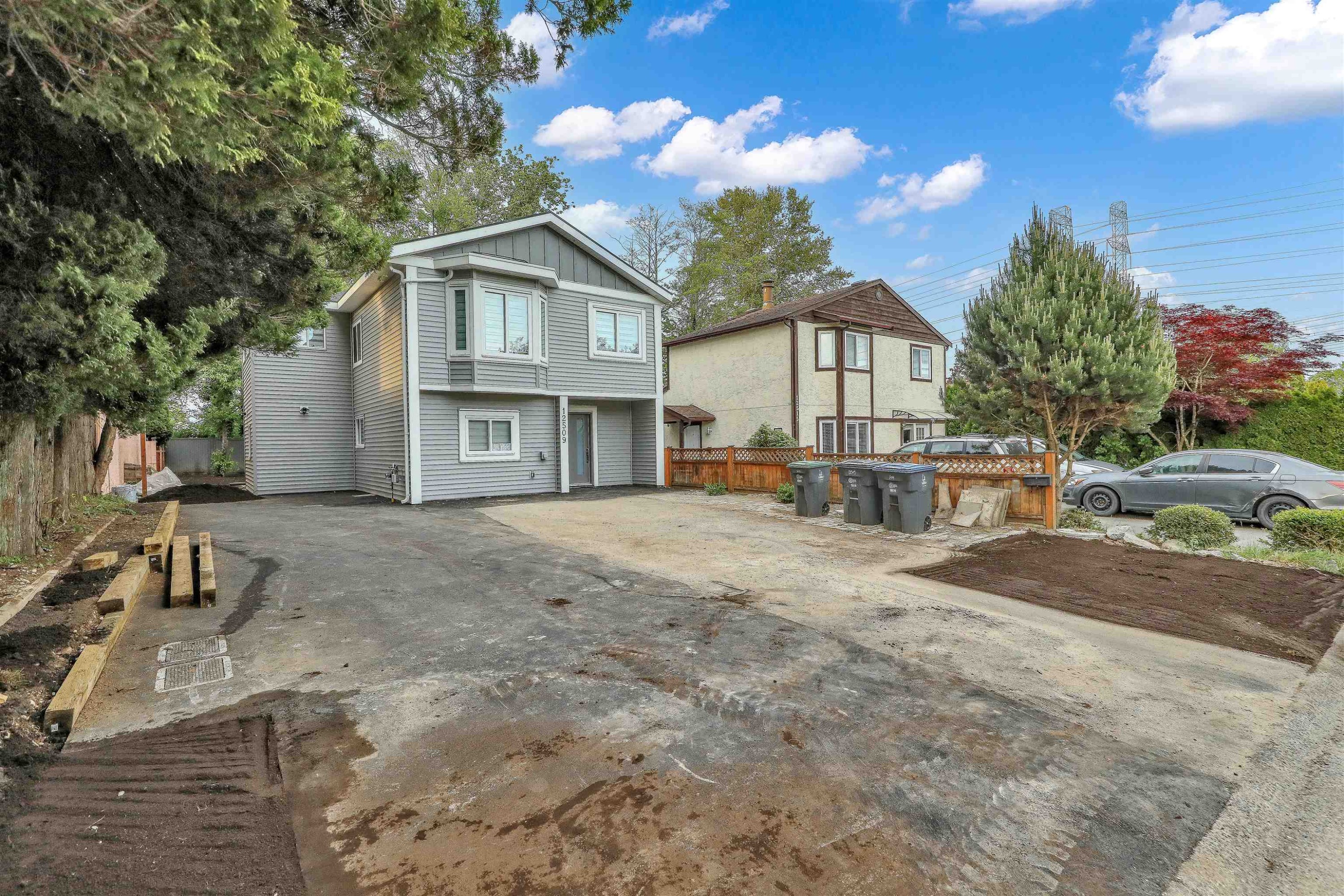 









12509


77b

Avenue,
Surrey,




BC
V3W 8L9

