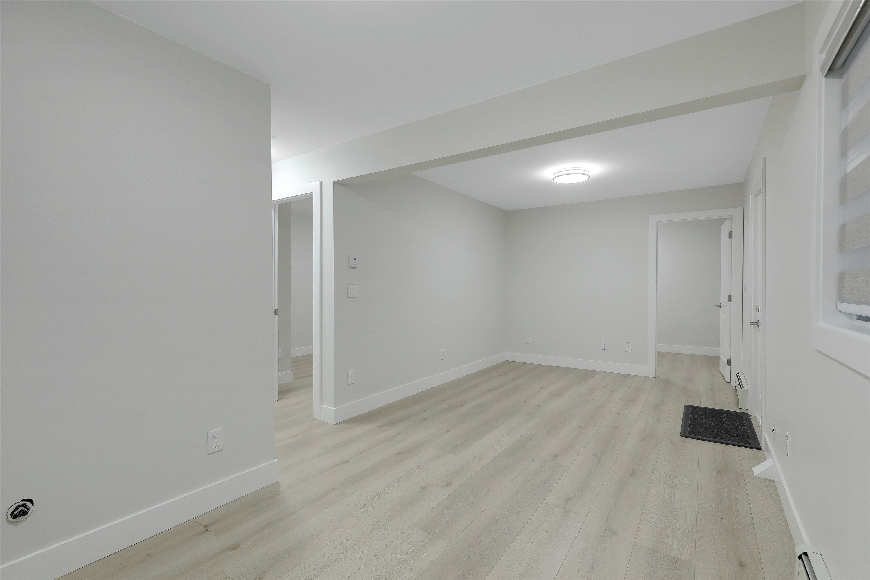 









12509


77b

Avenue,
Surrey,




BC
V3W 8L9


