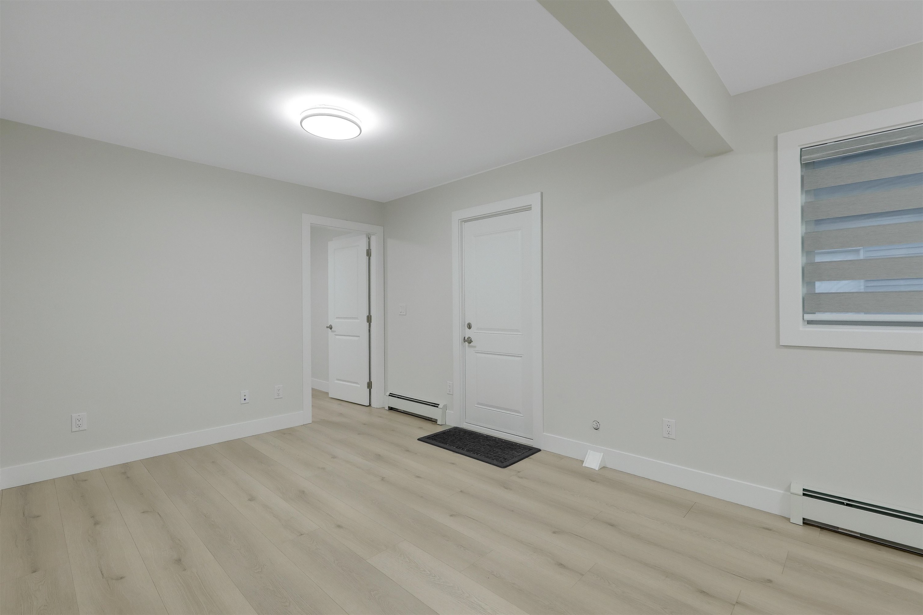 









12509


77b

Avenue,
Surrey,




BC
V3W 8L9

