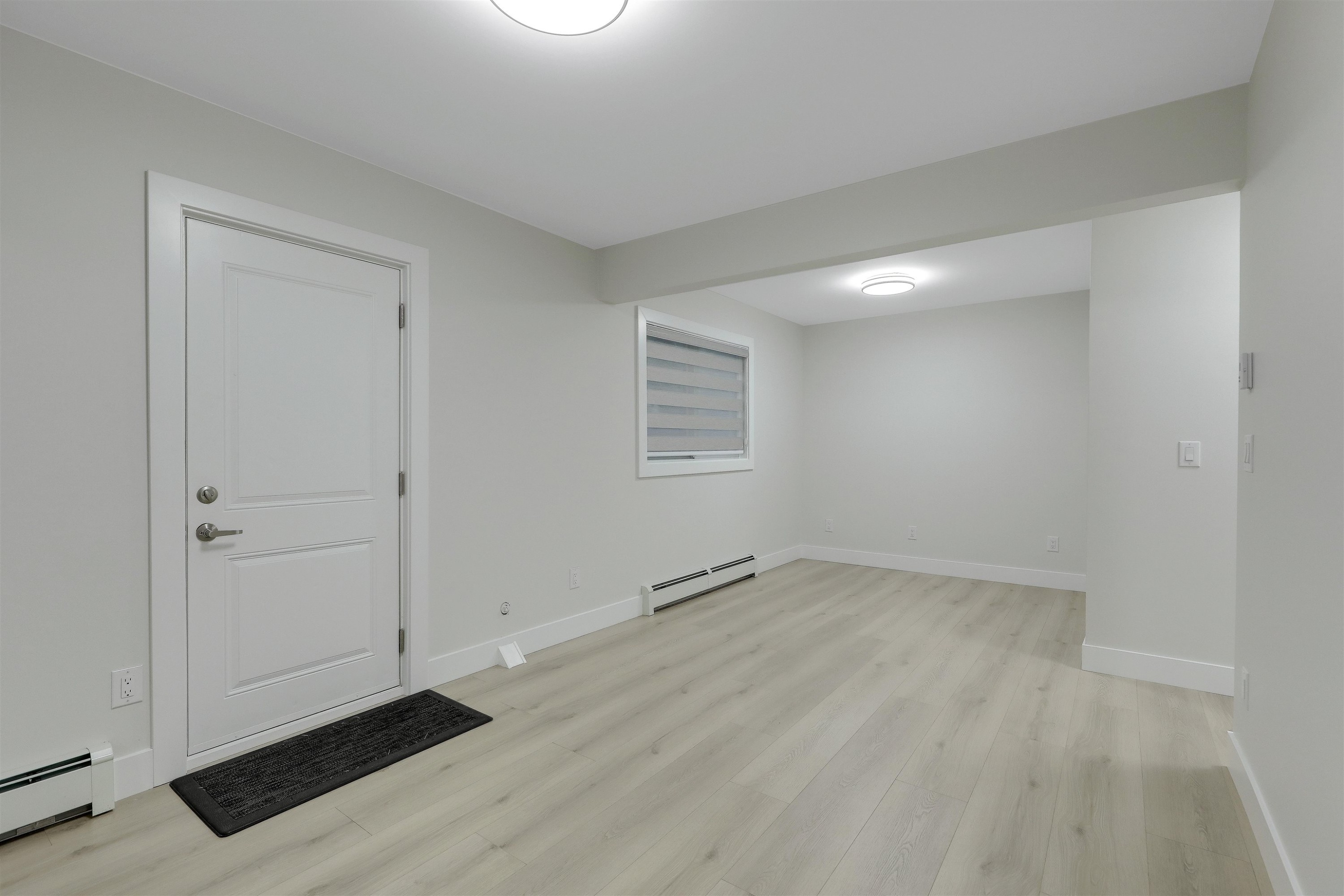 









12509


77b

Avenue,
Surrey,




BC
V3W 8L9

