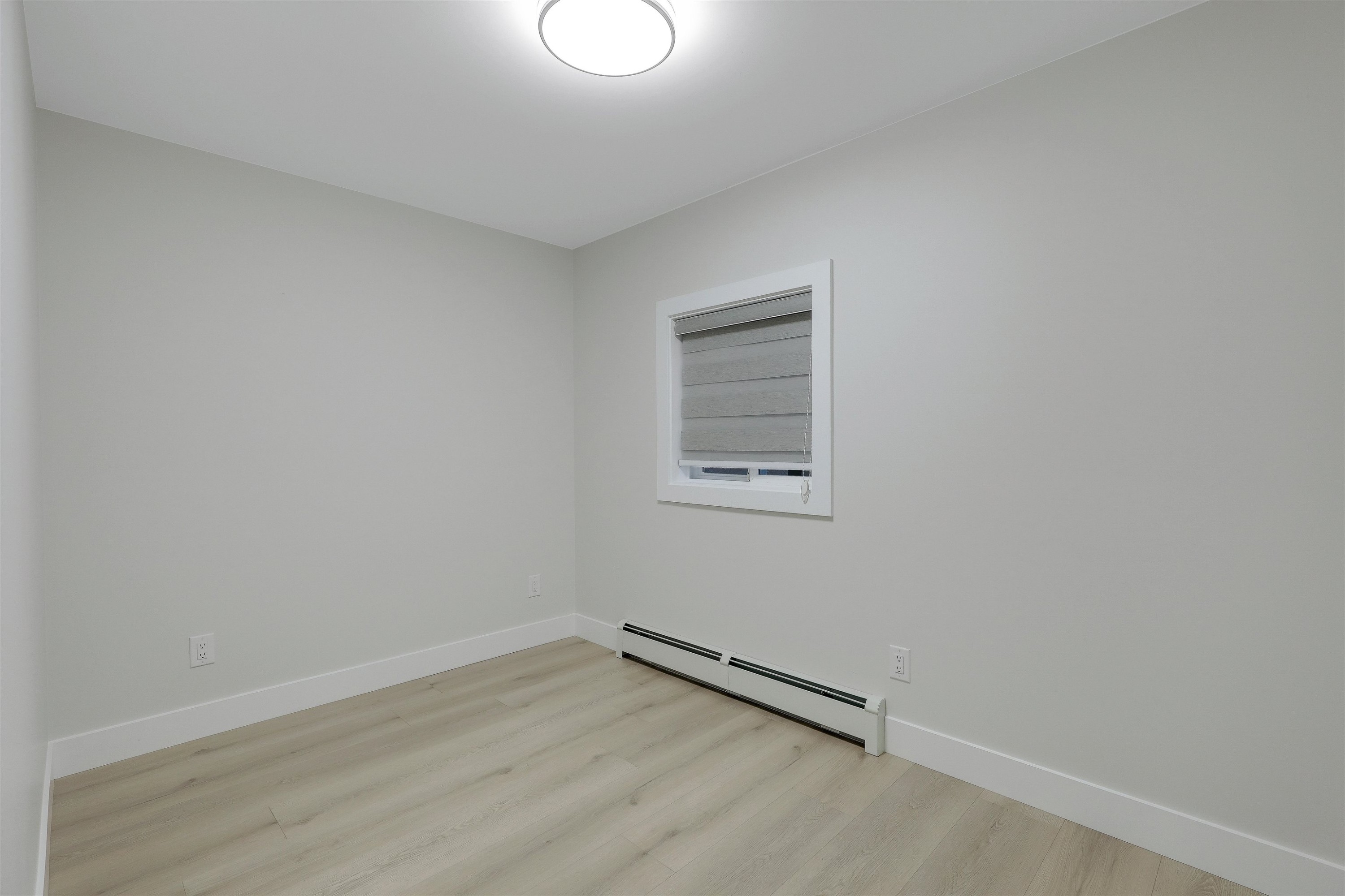 









12509


77b

Avenue,
Surrey,




BC
V3W 8L9


