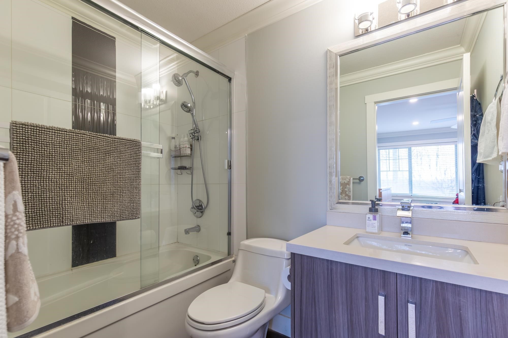 









19097


64

Avenue, 60,
Surrey,




BC
V3S 6X5

