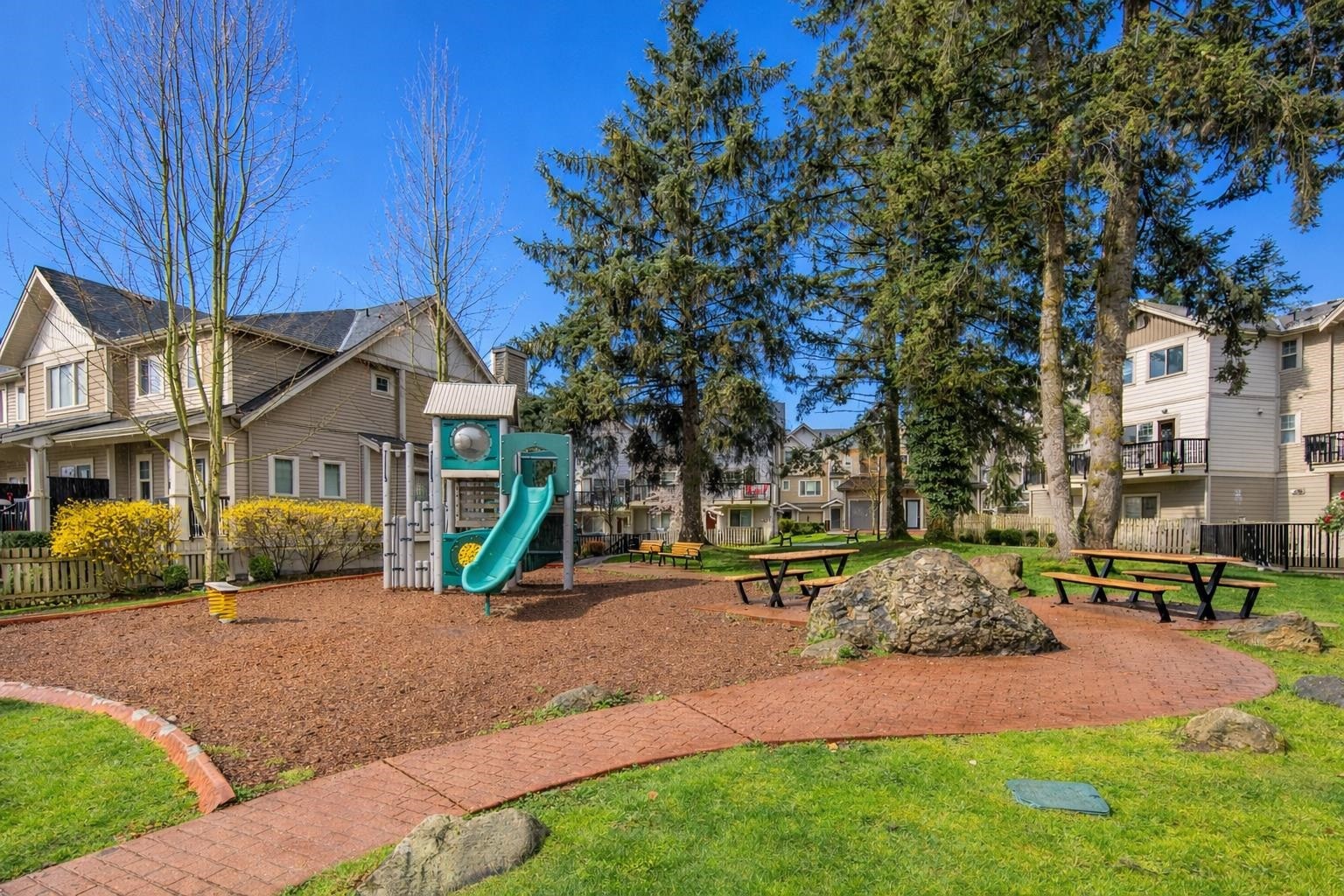 









19097


64

Avenue, 60,
Surrey,




BC
V3S 6X5

