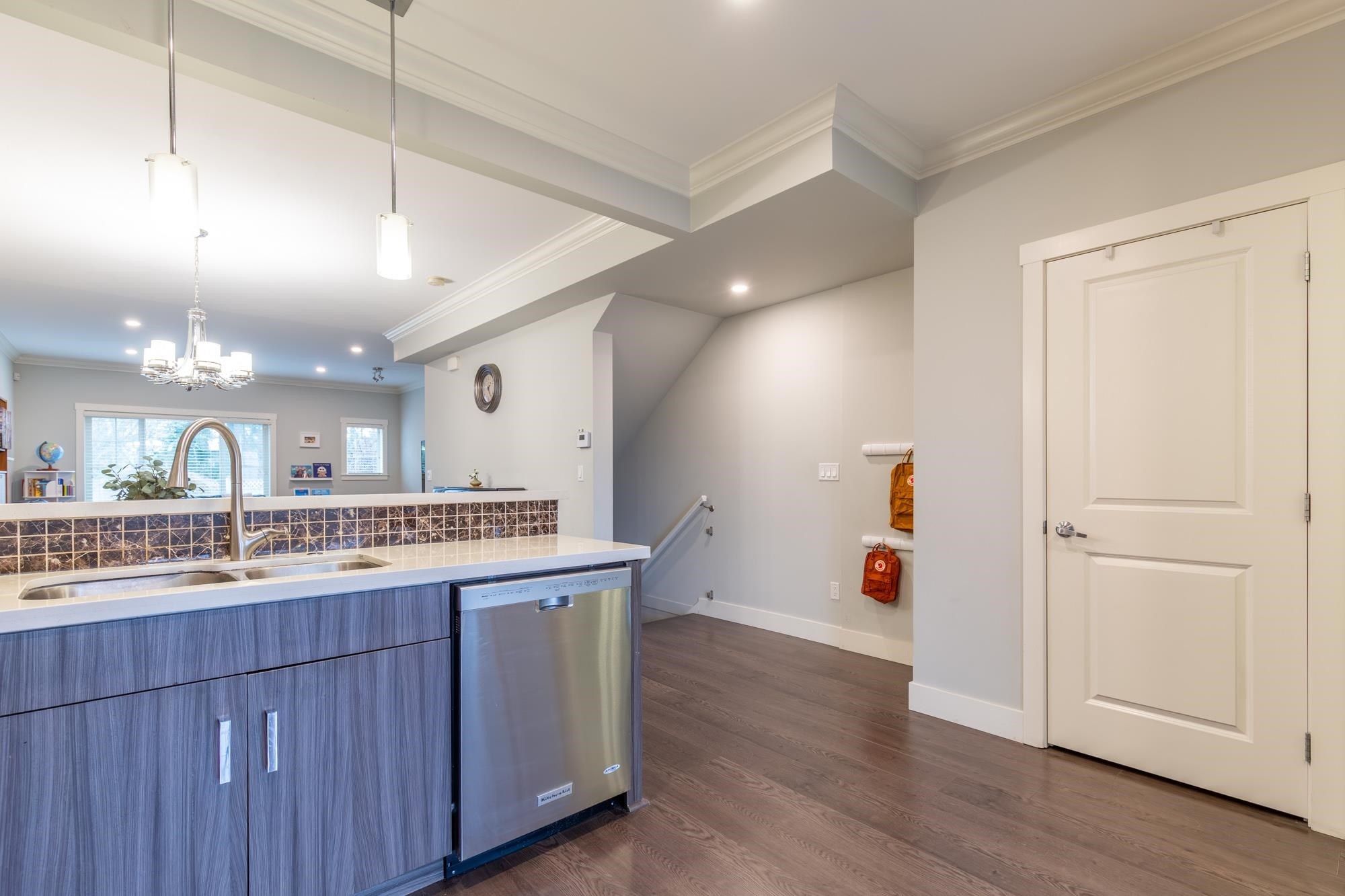 









19097


64

Avenue, 60,
Surrey,




BC
V3S 6X5

