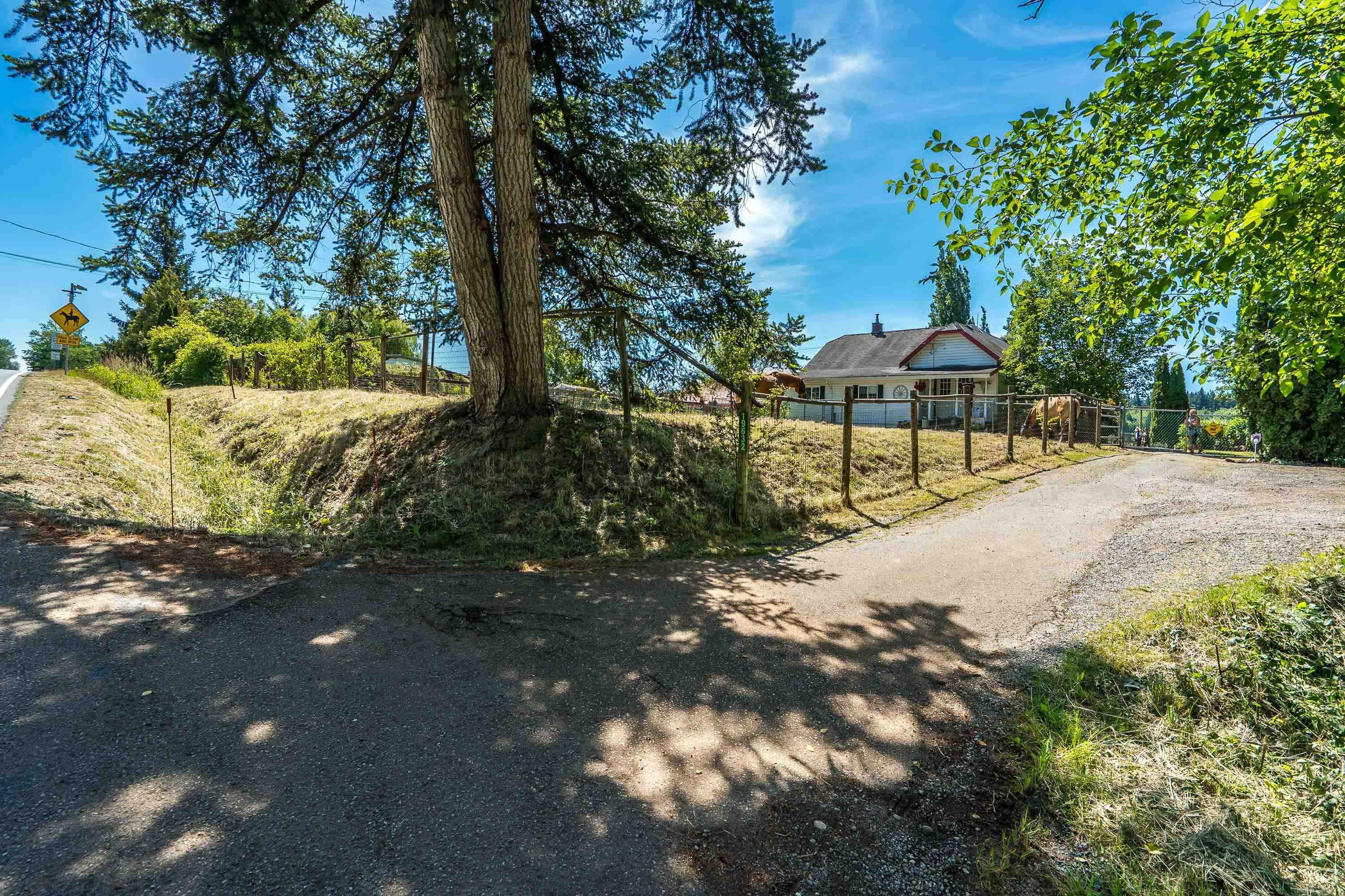 









19636


8

Avenue,
Langley,




BC
V2Z 1W1

