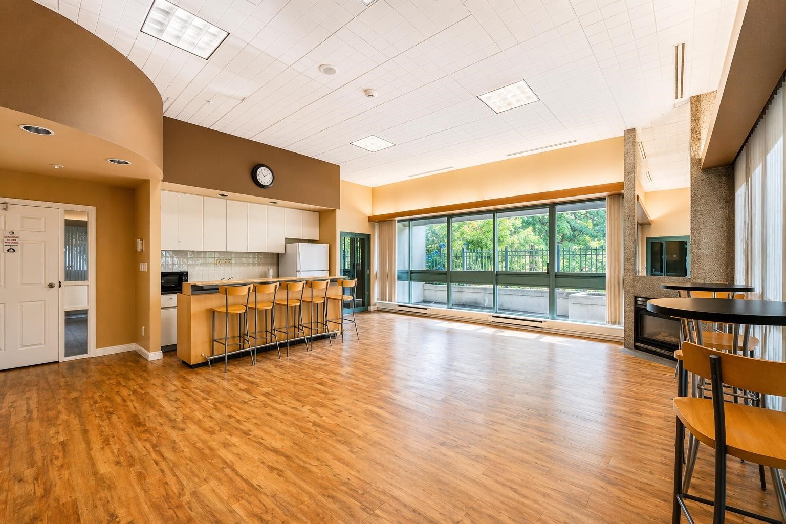 









13353


108

Avenue, 702,
Surrey,




BC
V3T 5T5

