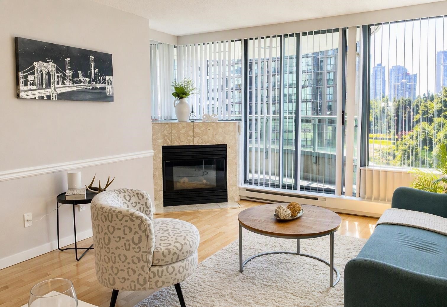 









13353


108

Avenue, 702,
Surrey,




BC
V3T 5T5

