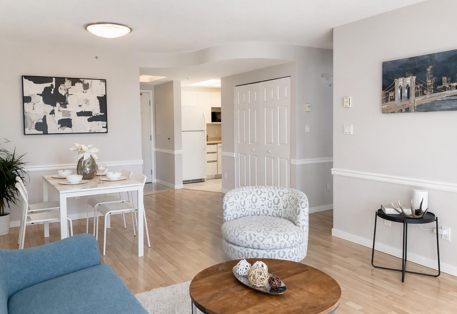 









13353


108

Avenue, 702,
Surrey,




BC
V3T 5T5

