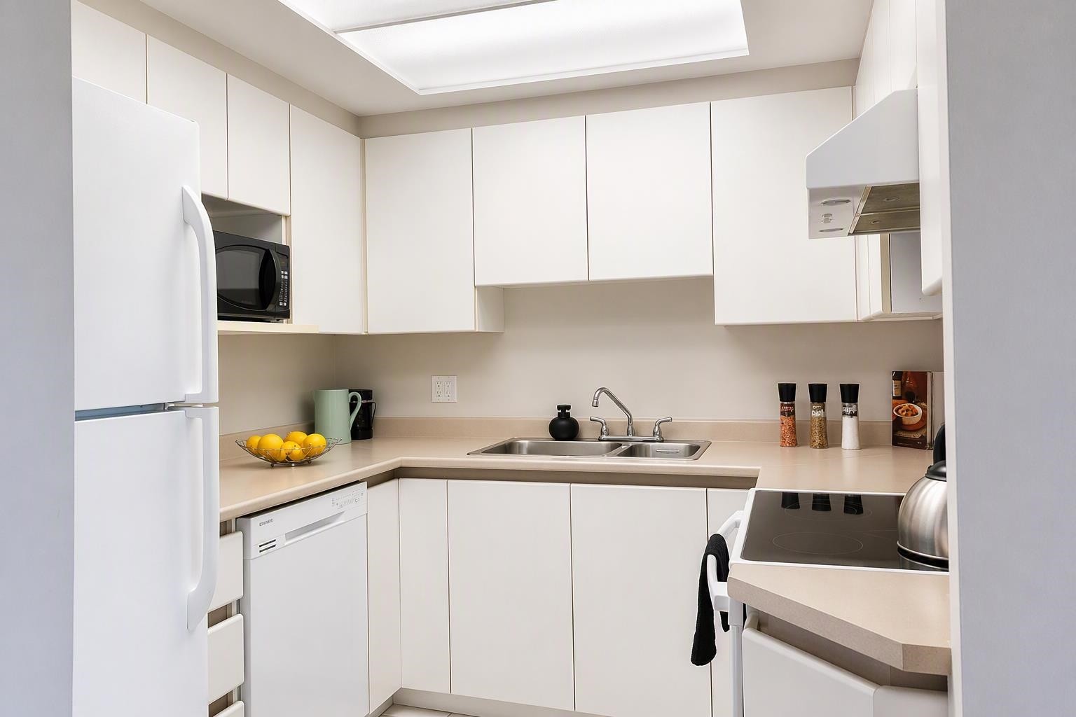 









13353


108

Avenue, 702,
Surrey,




BC
V3T 5T5

