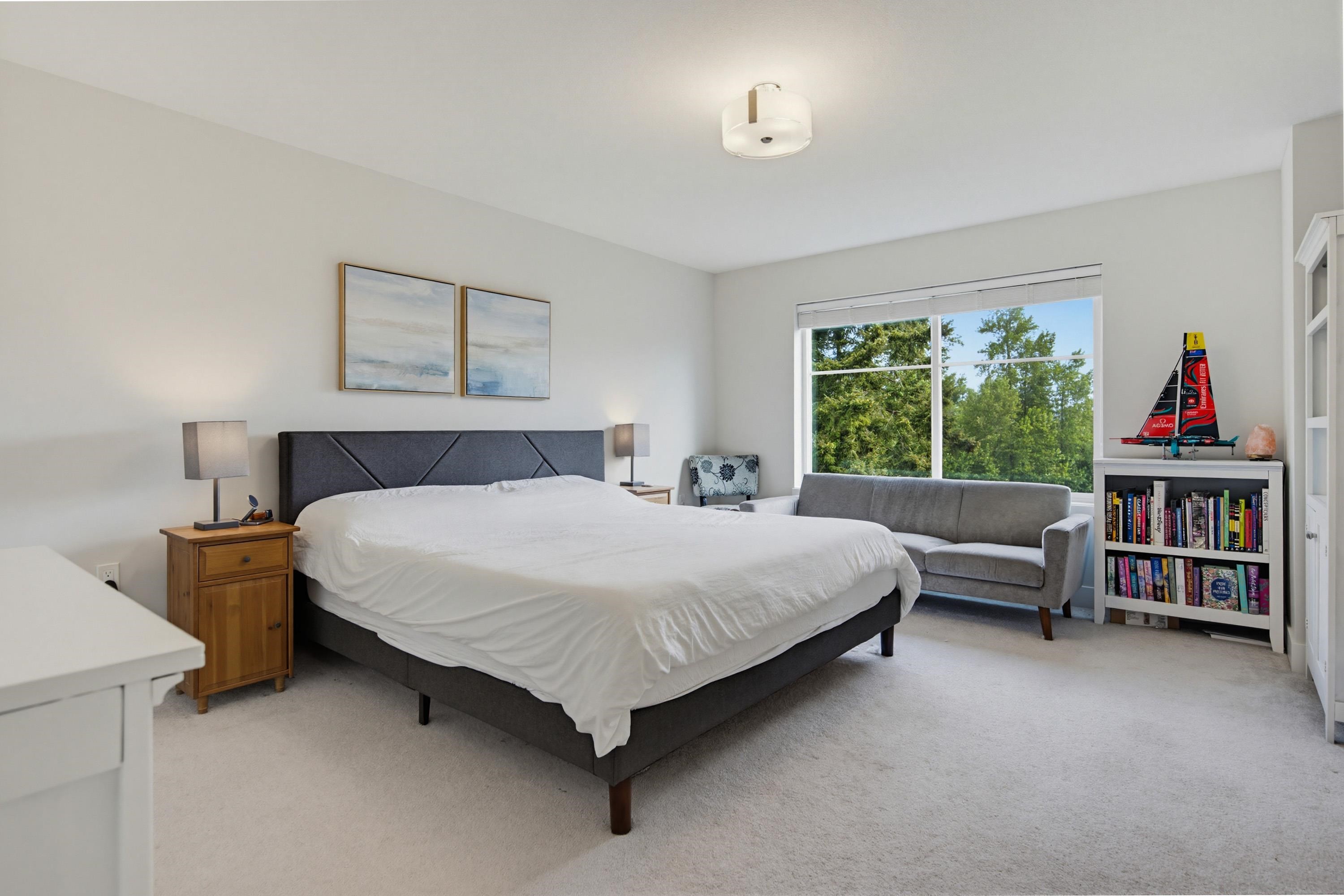 









15665


Mountain View

Drive, 75,
Surrey,




BC
V3Z 0W8

