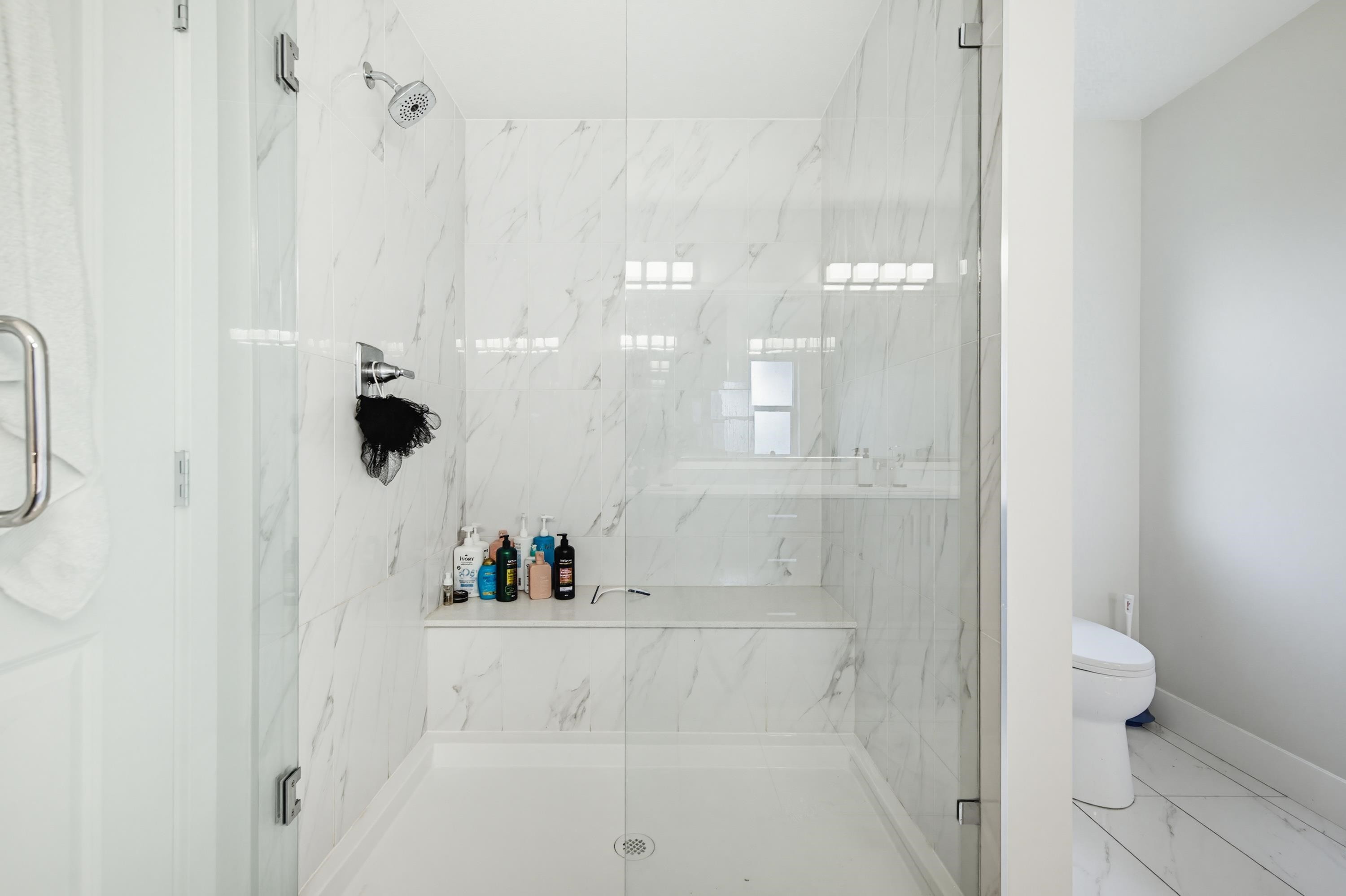 









15665


Mountain View

Drive, 75,
Surrey,




BC
V3Z 0W8

