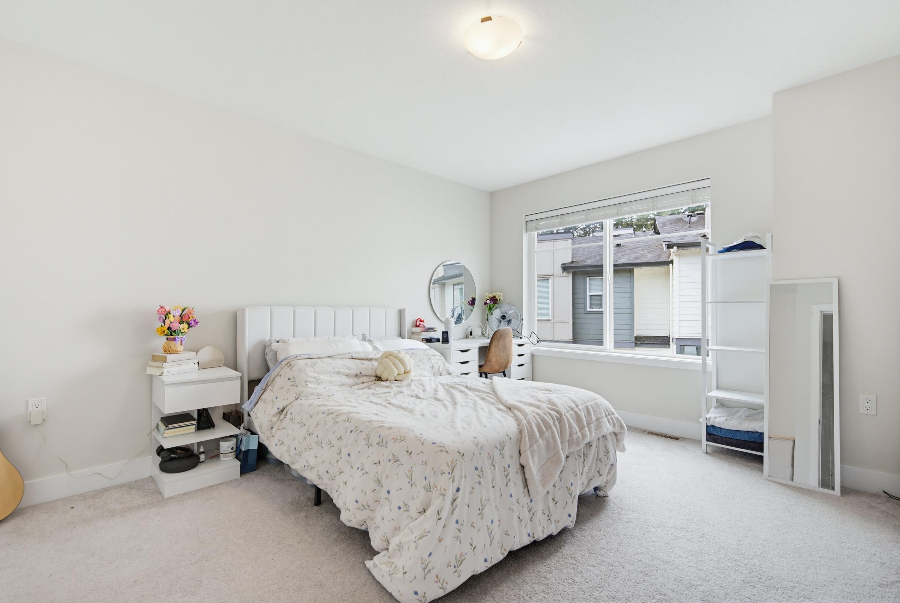 









15665


Mountain View

Drive, 75,
Surrey,




BC
V3Z 0W8


