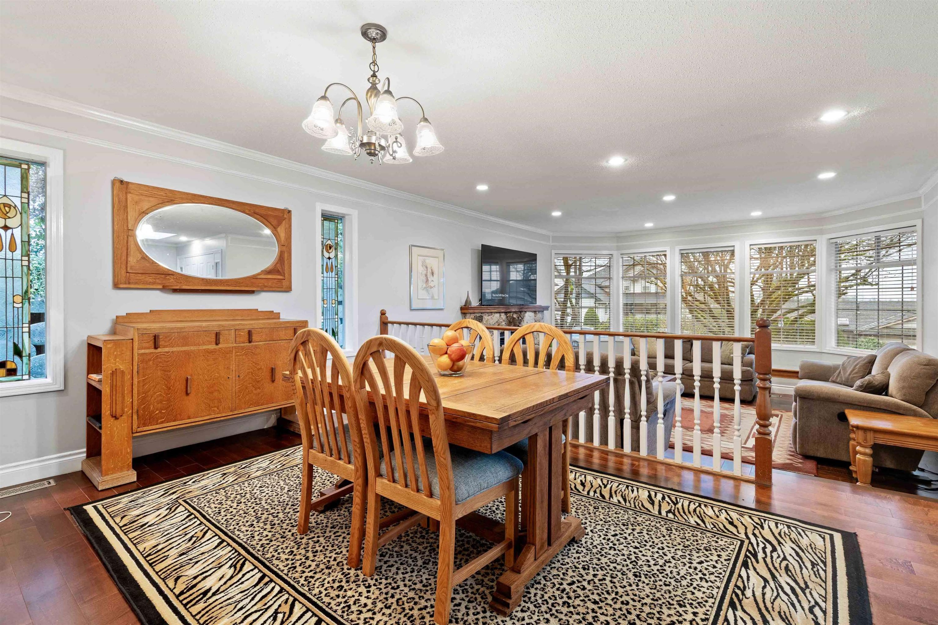 









5102


219a

Street,
Langley,




BC
V3A 8P8

