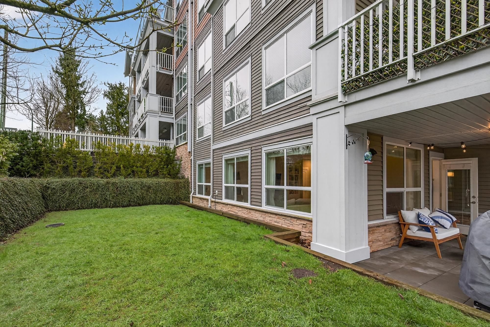 









6490


194

Street, B102,
Surrey,




BC
V4N 6J9

