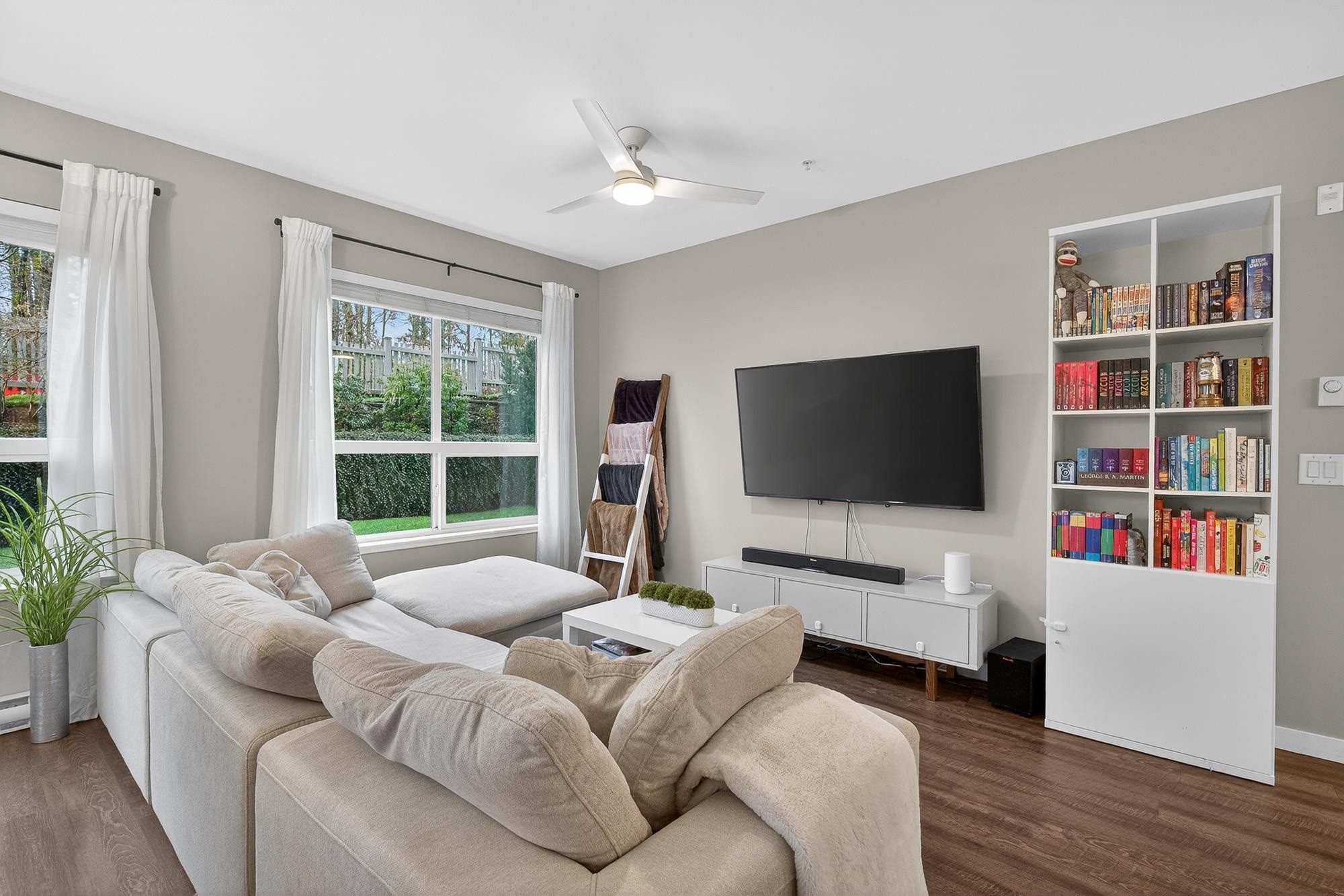 









6490


194

Street, B102,
Surrey,




BC
V4N 6J9

