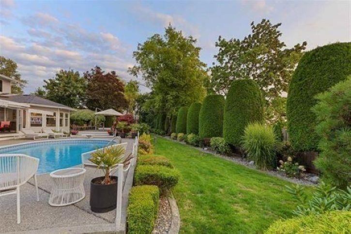









18244


54

Avenue,
Surrey,




BC
V3S 7Z1

