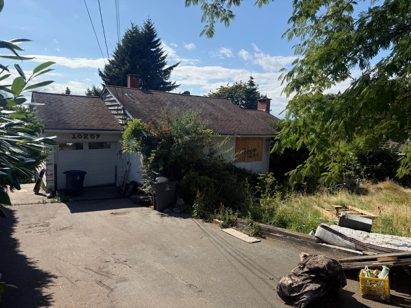 









10259


124a

Street,
Surrey,




BC
V3V 4W7

