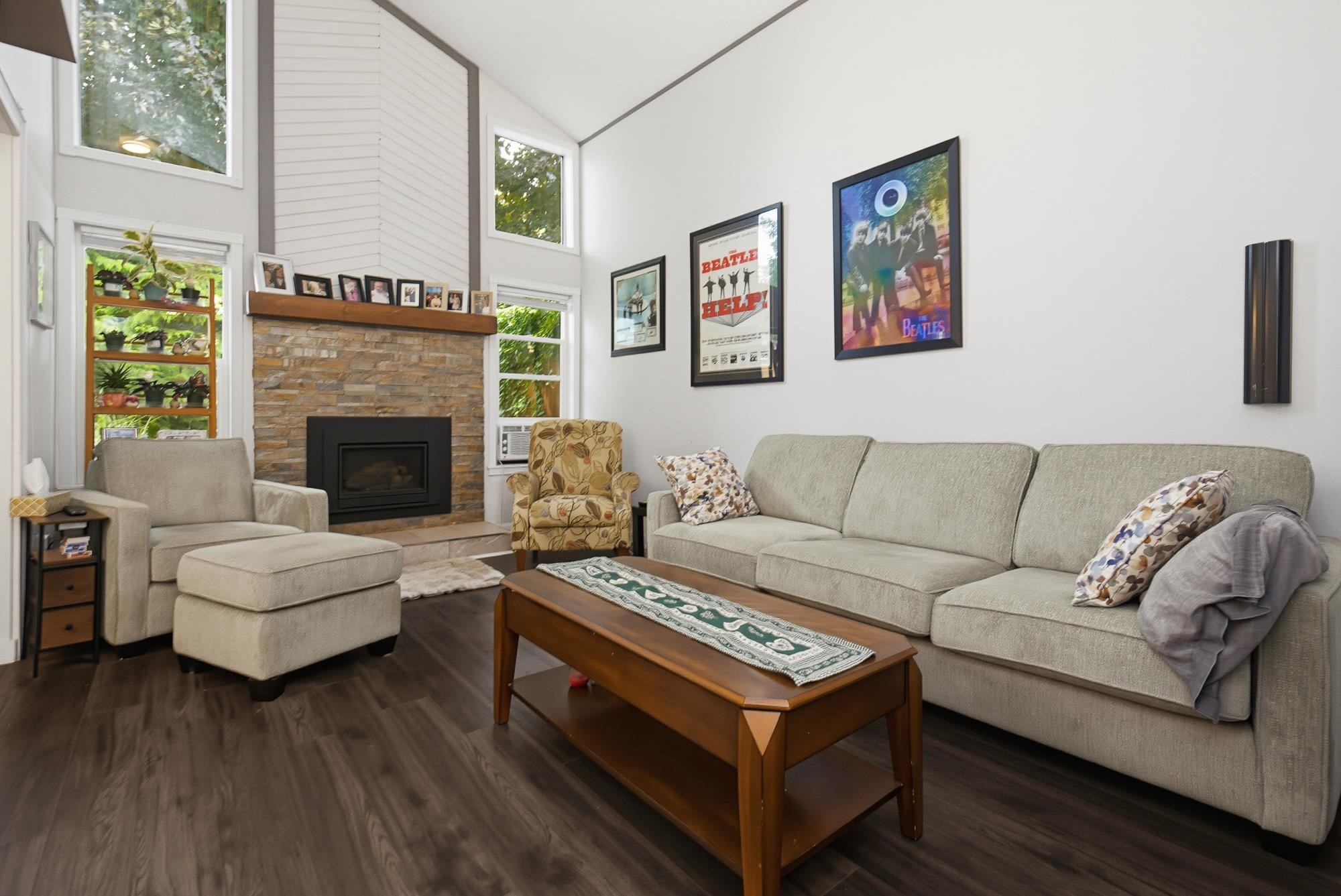 









404


Bruneau

Place,
Langley,




BC
V4W 3K9

