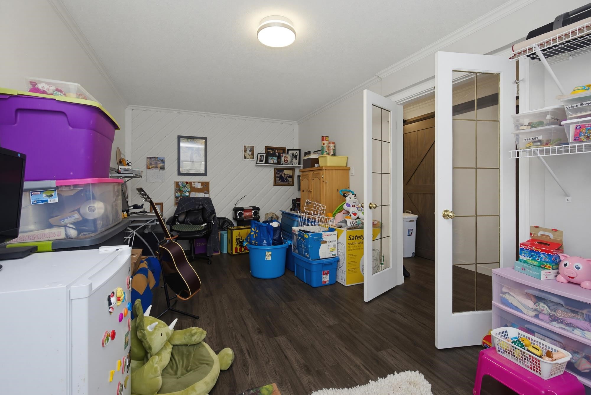 









404


Bruneau

Place,
Langley,




BC
V4W 3K9

