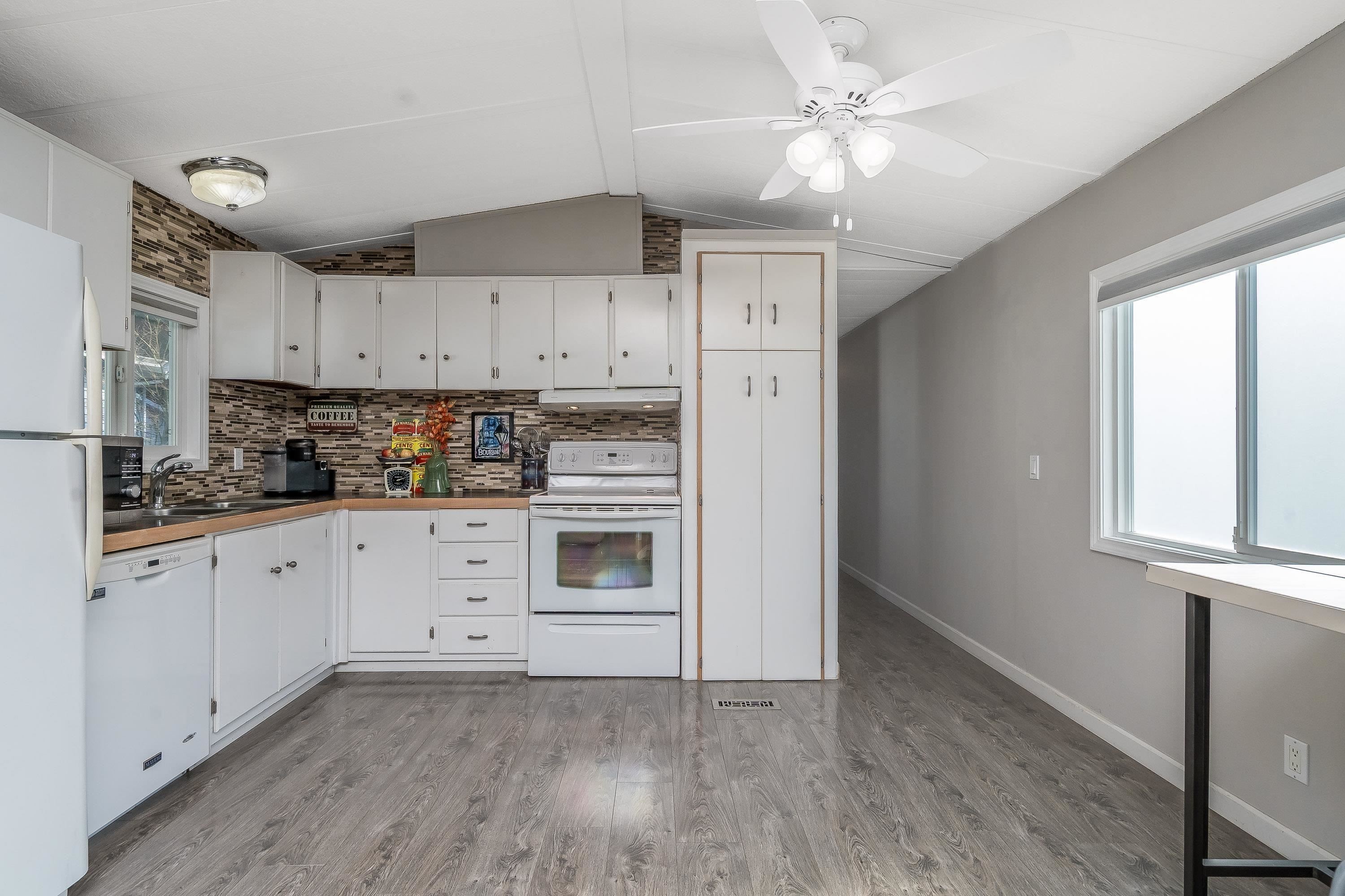 









2315


198

Street, 33,
Langley,




BC
V2Z 1Z1

