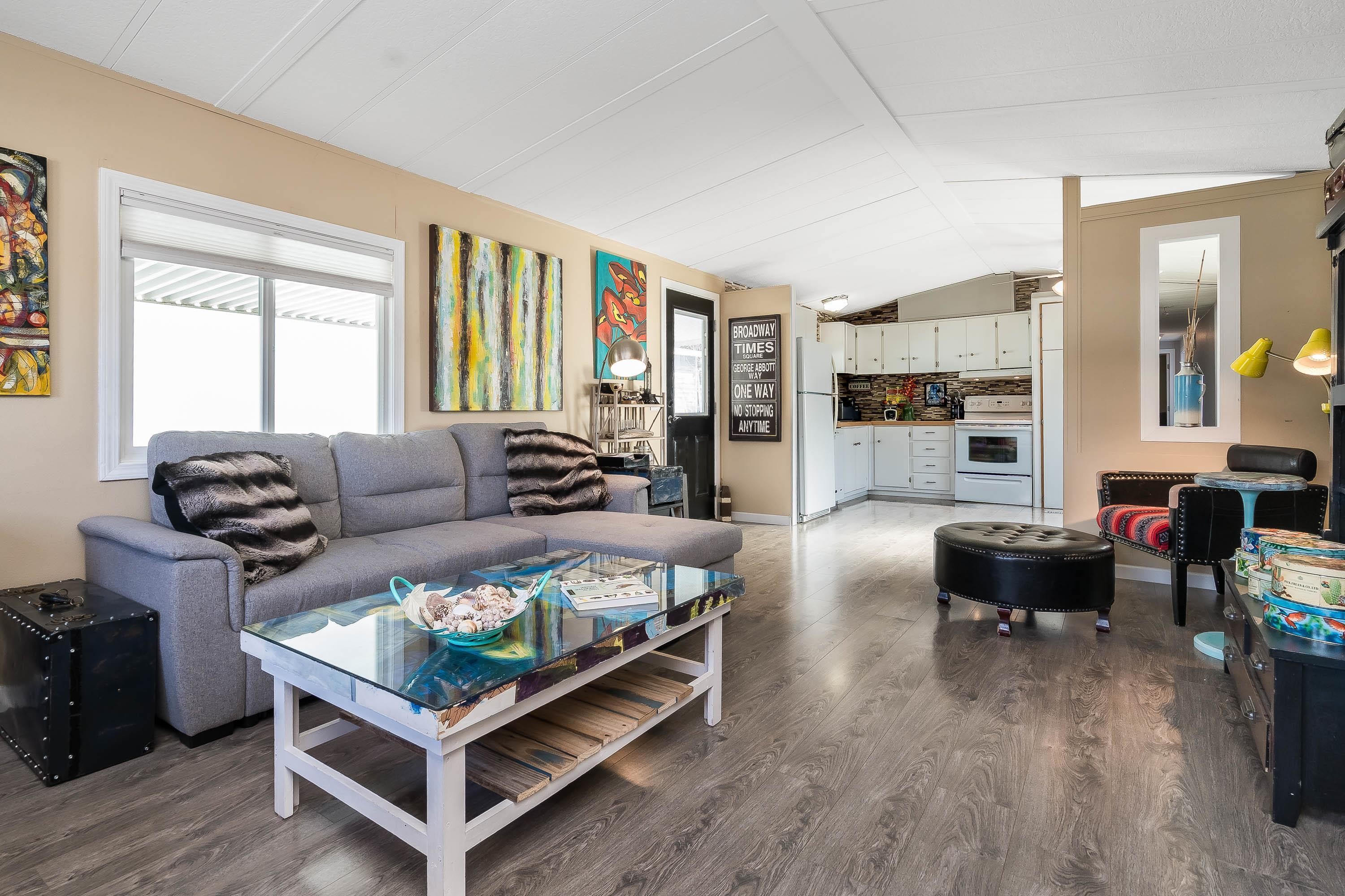 









2315


198

Street, 33,
Langley,




BC
V2Z 1Z1

