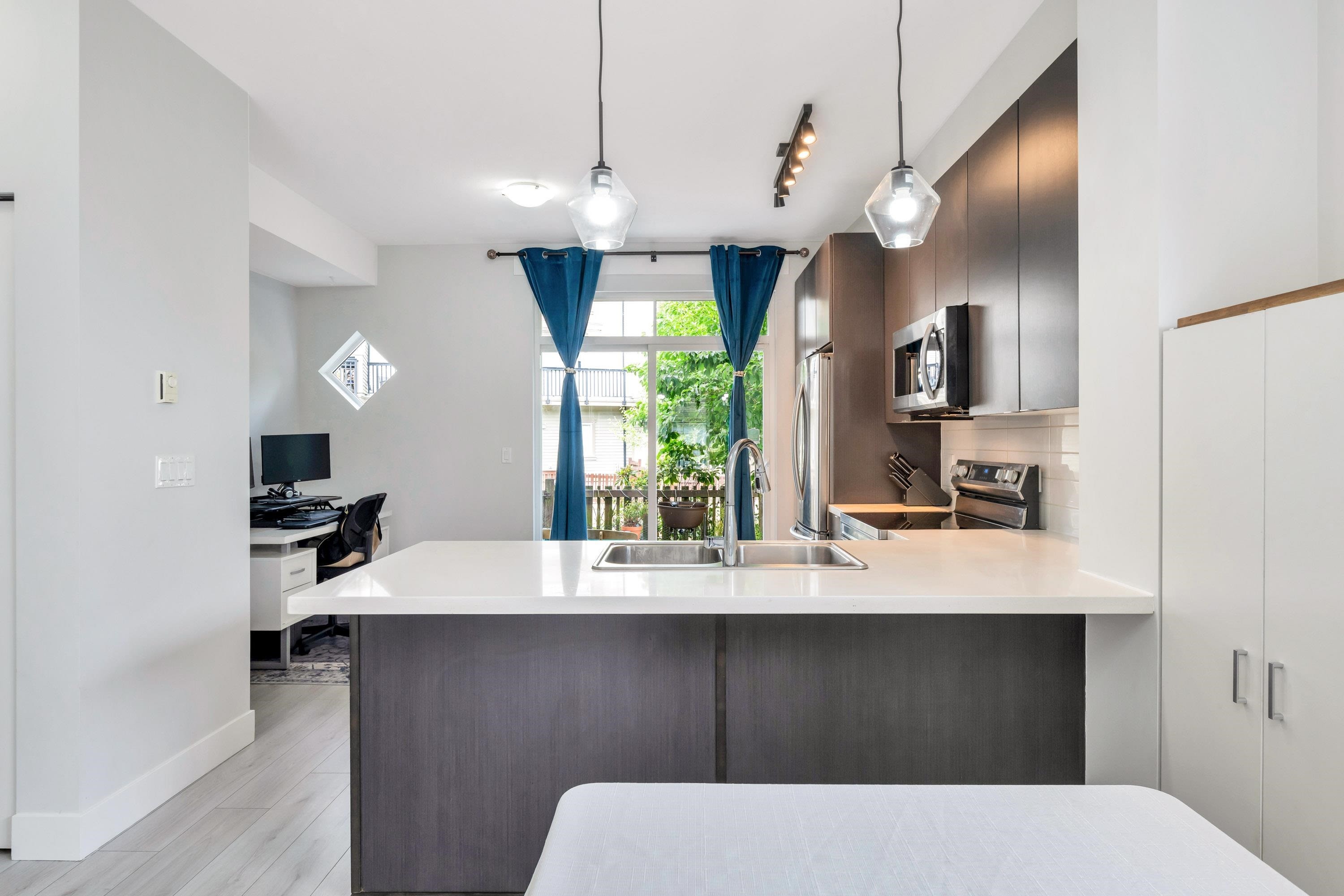 









19505


68a

Avenue, 121,
Surrey,




BC
V4N 6K3

